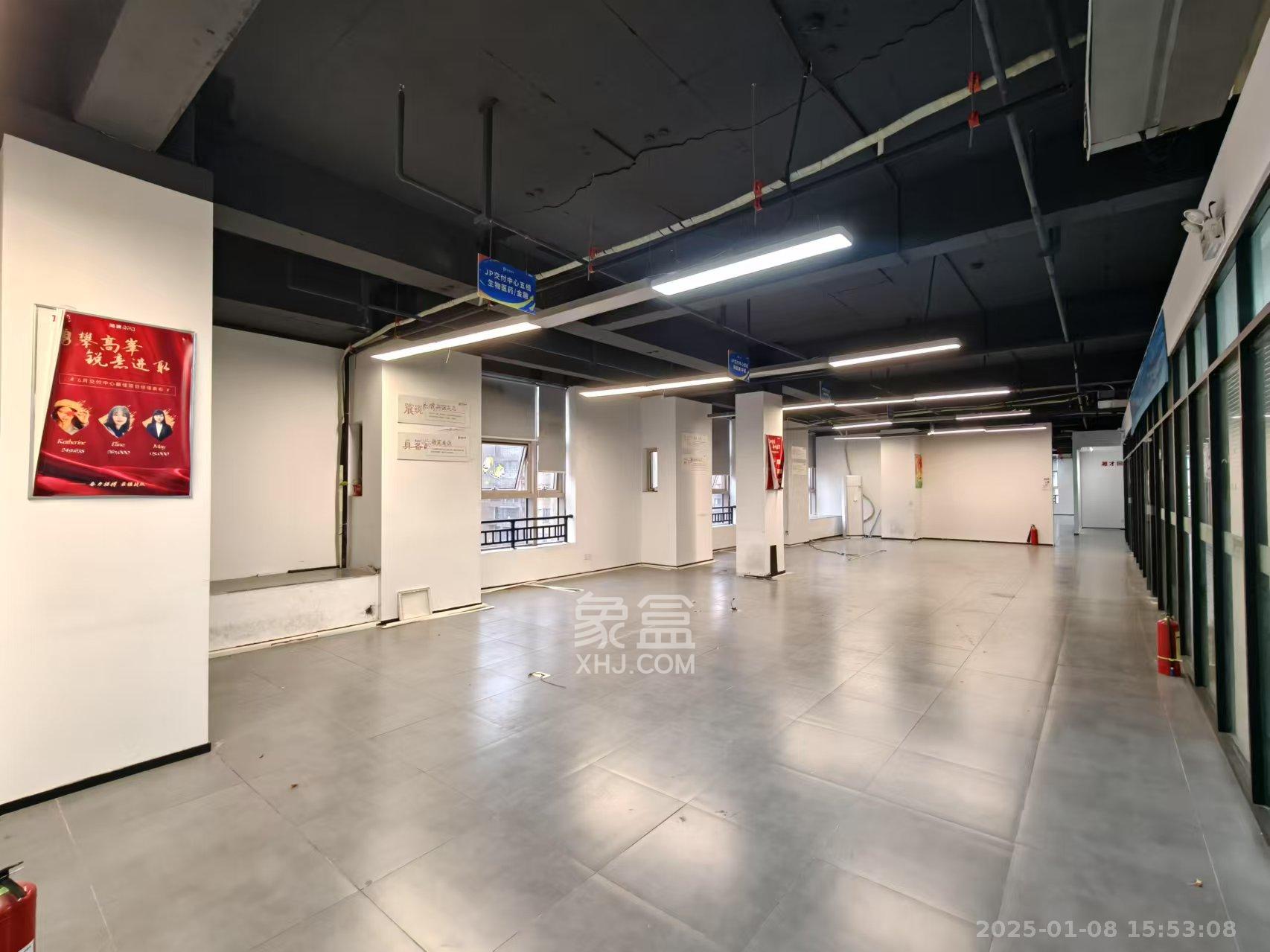 万科城   189.0㎡     7800.00元/月室内图
