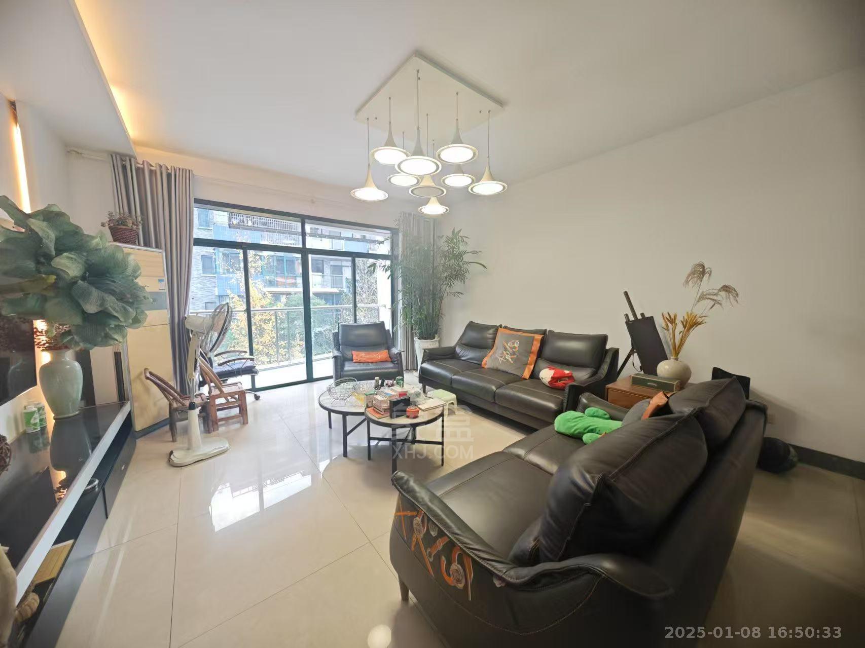 海创明珠花园 3室2厅1卫 1200.0元/月 海创明珠花园 3室2厅1卫 1200.0元/月室内图