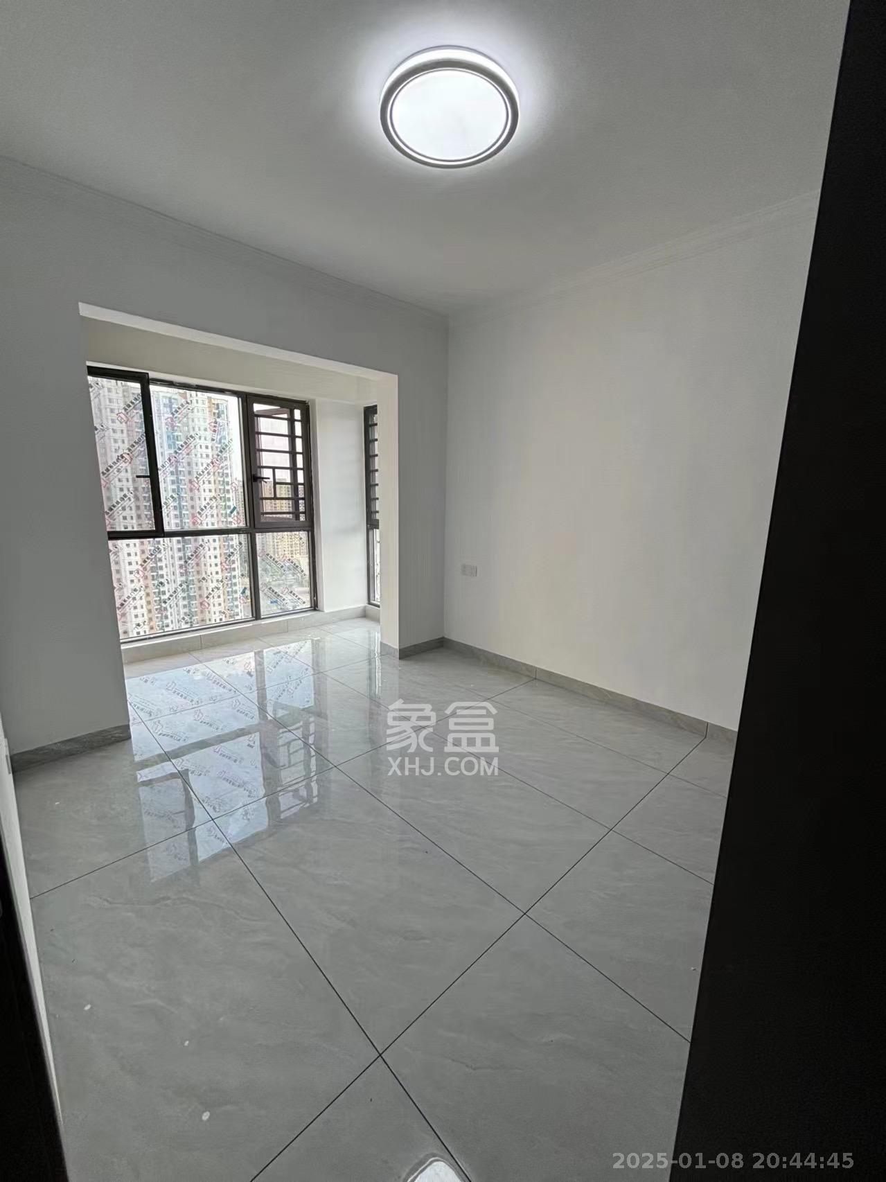 武广新都城(新都华府)  3室2厅2卫    2400.0元/月 武广新都城(新都华府)  3室2厅2卫    2400.0元/月室内图