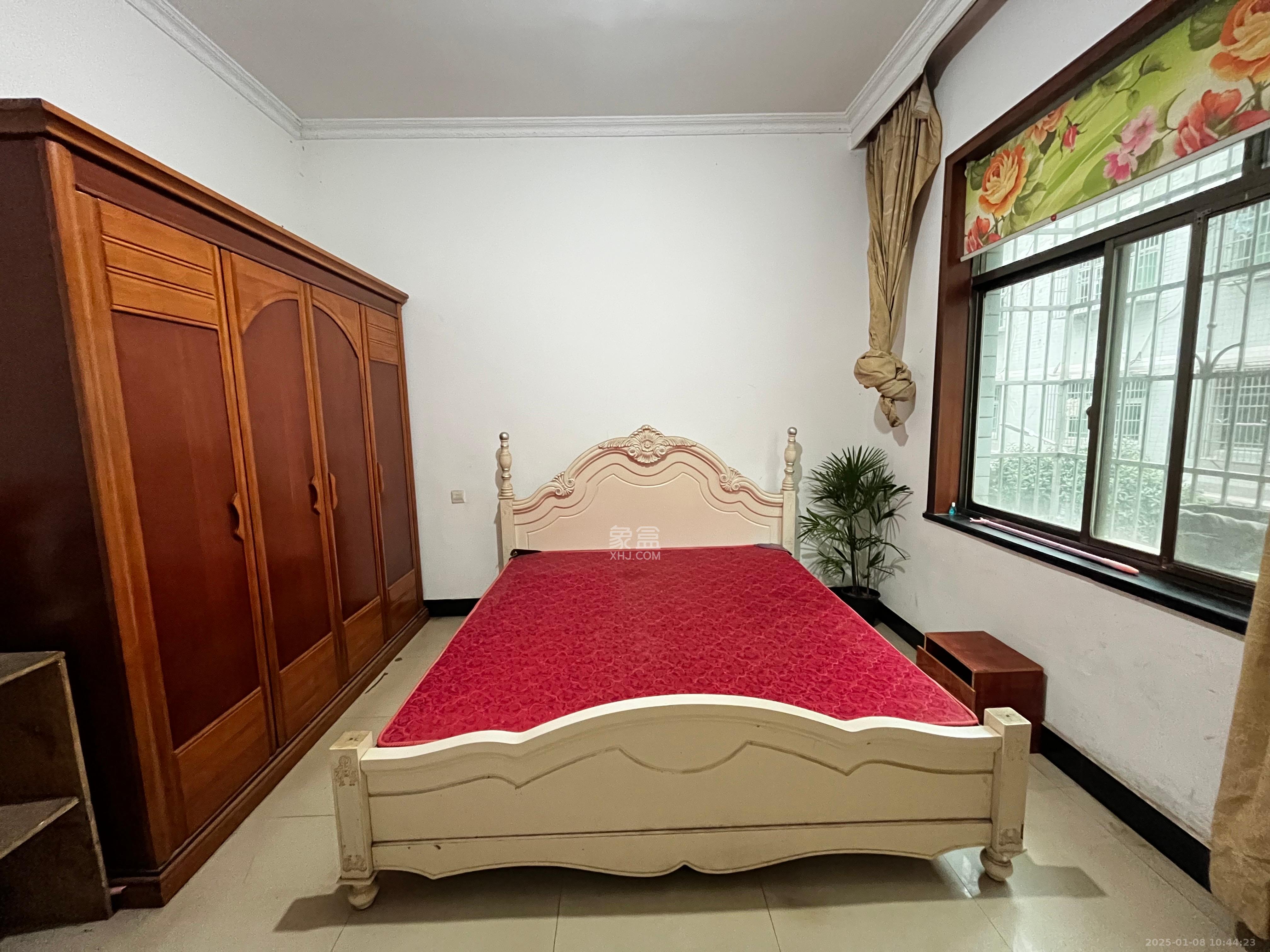 松雅安置小区 3室2厅1卫 1200.0元/月 松雅安置小区 3室2厅1卫 1200.0元/月室内图