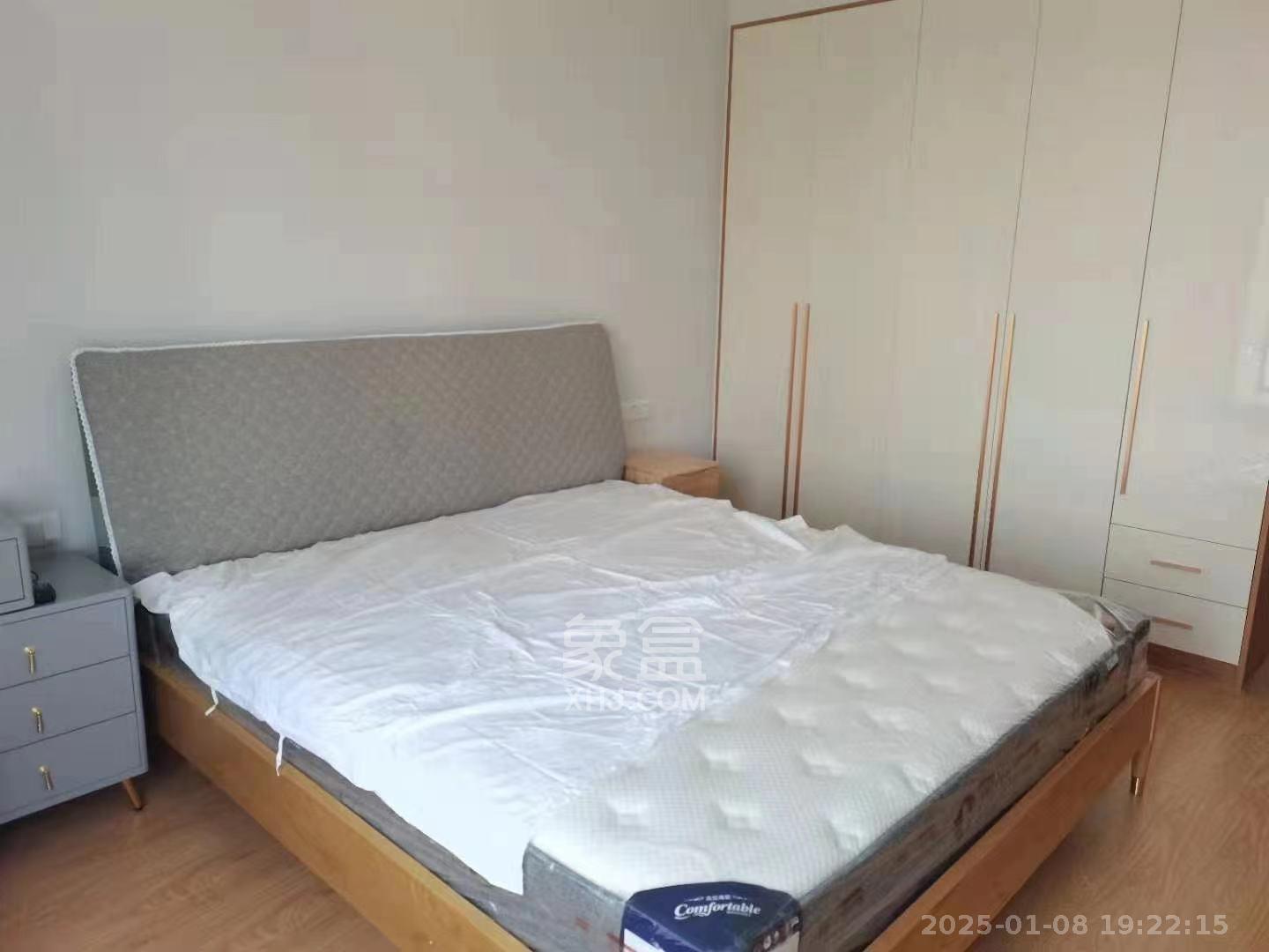 中建江山壹号  4室2厅1卫   11000.00元/月室内图