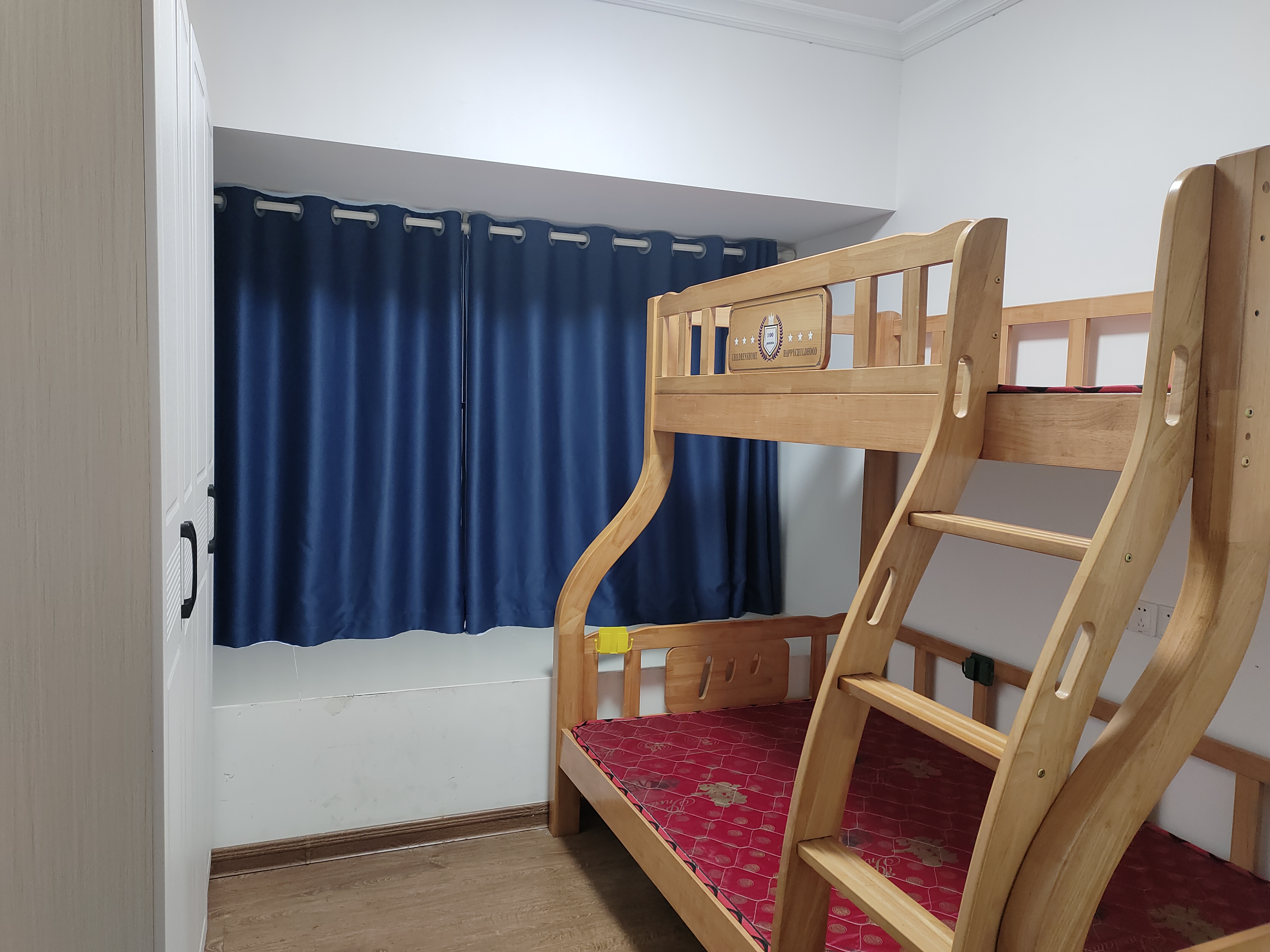 碧桂园朗州府 4室2厅2卫 2800.0元/月 碧桂园朗州府 4室2厅2卫 2800.0元/月室内图