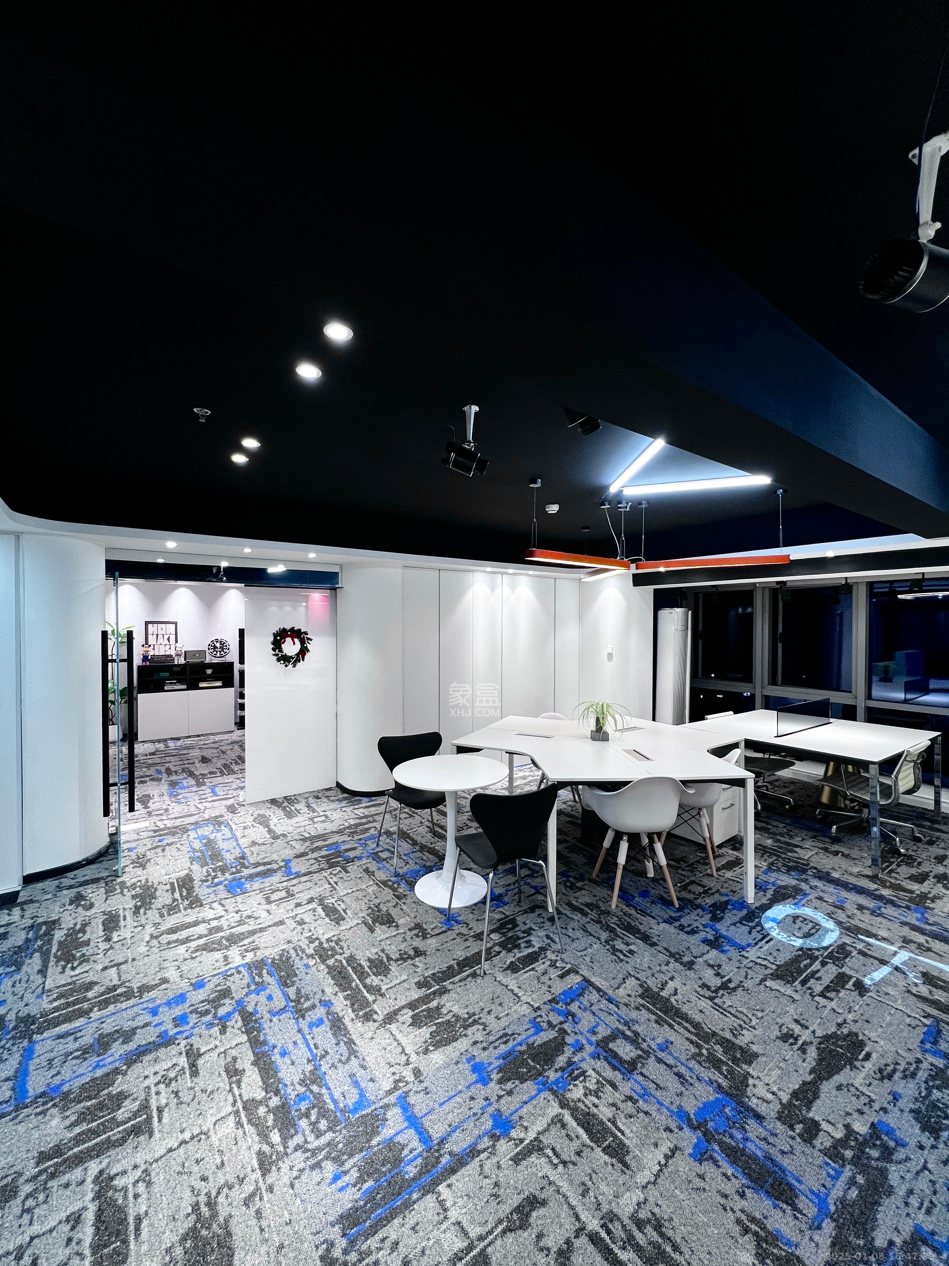 保利国际广场  1室1厅1卫    11500.0元/月 保利国际广场  1室1厅1卫    11500.0元/月室内图