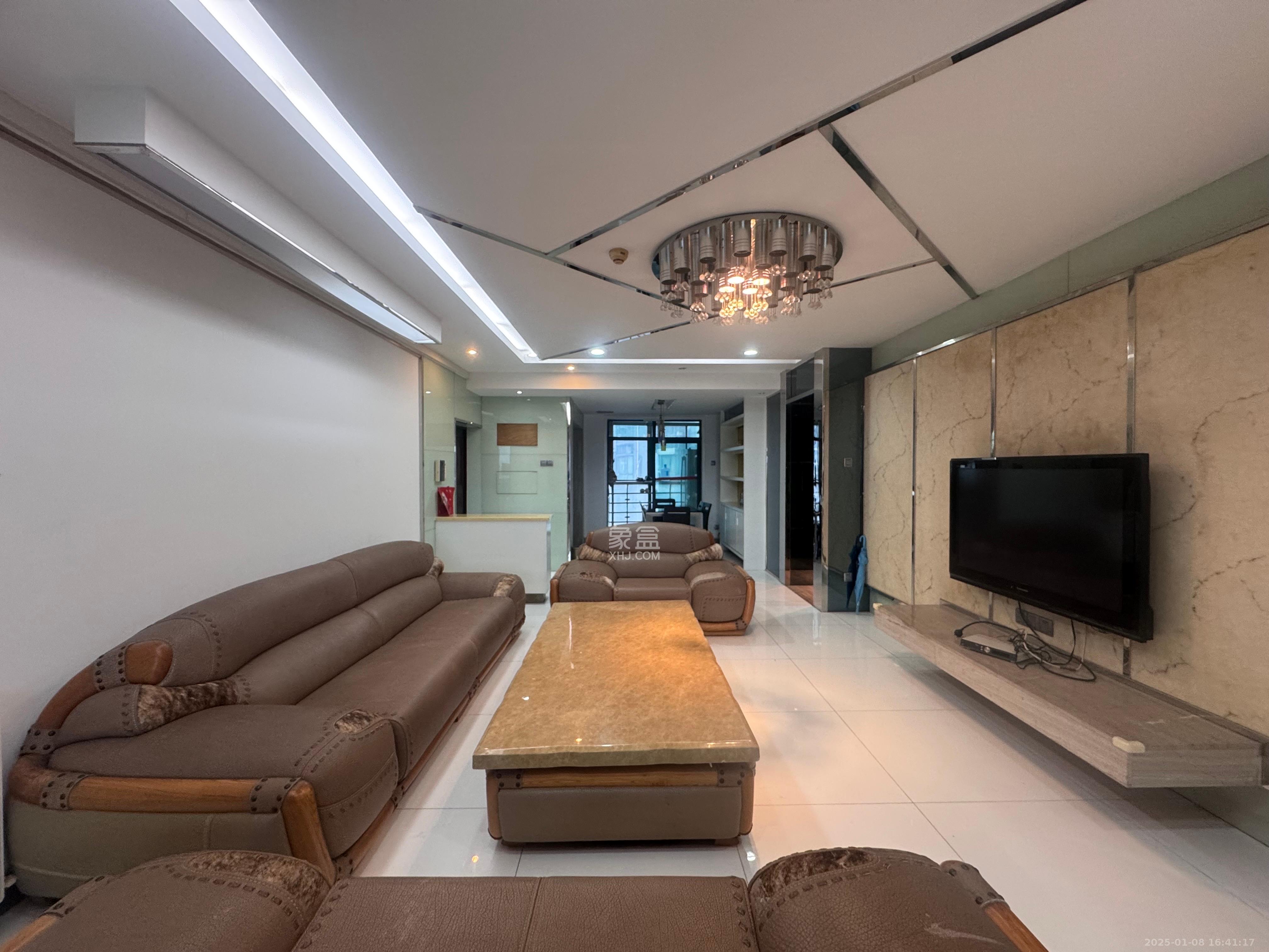 华盛新外滩  3室2厅2卫    5000.0元/月室内图