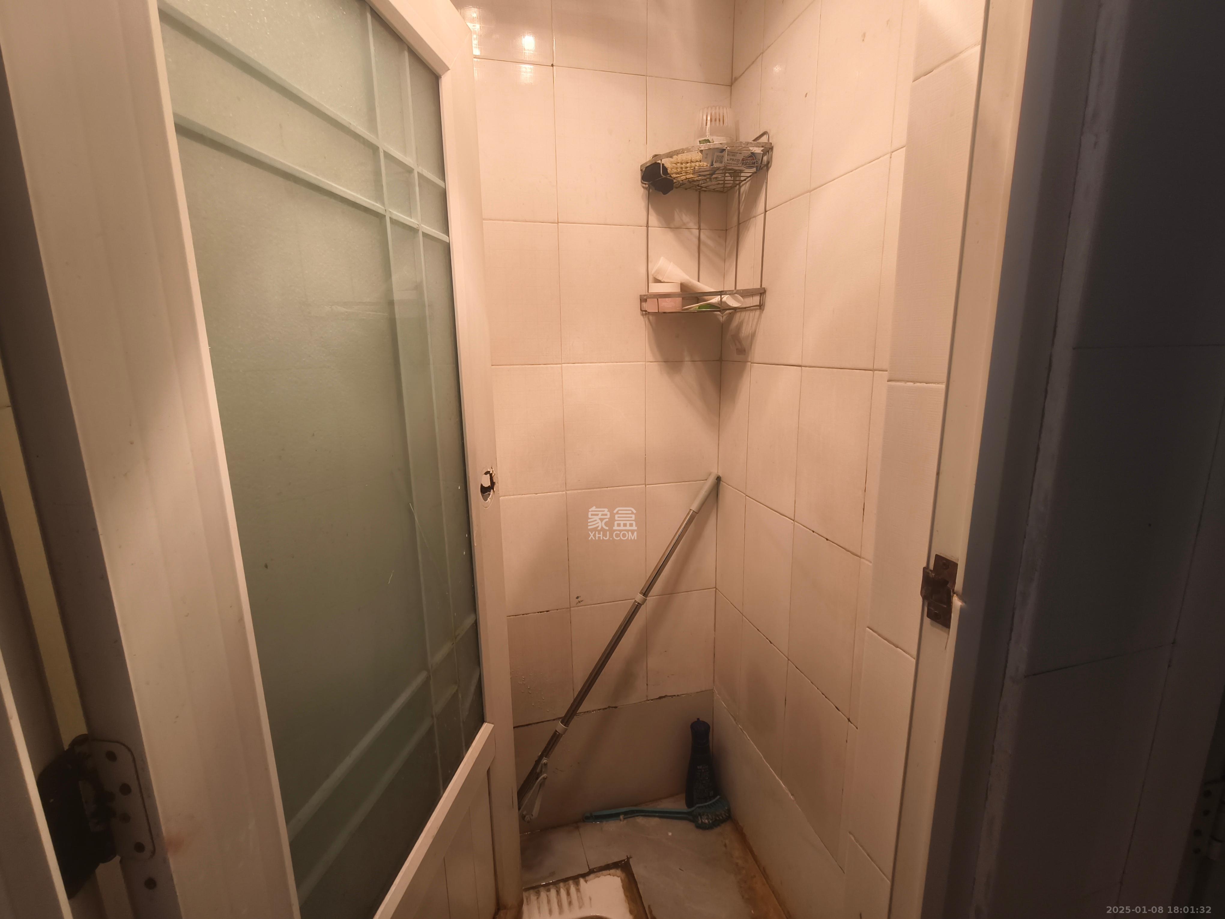 乔庄社区 2室1厅1卫 1200.0元/月 乔庄社区 2室1厅1卫 1200.0元/月室内图