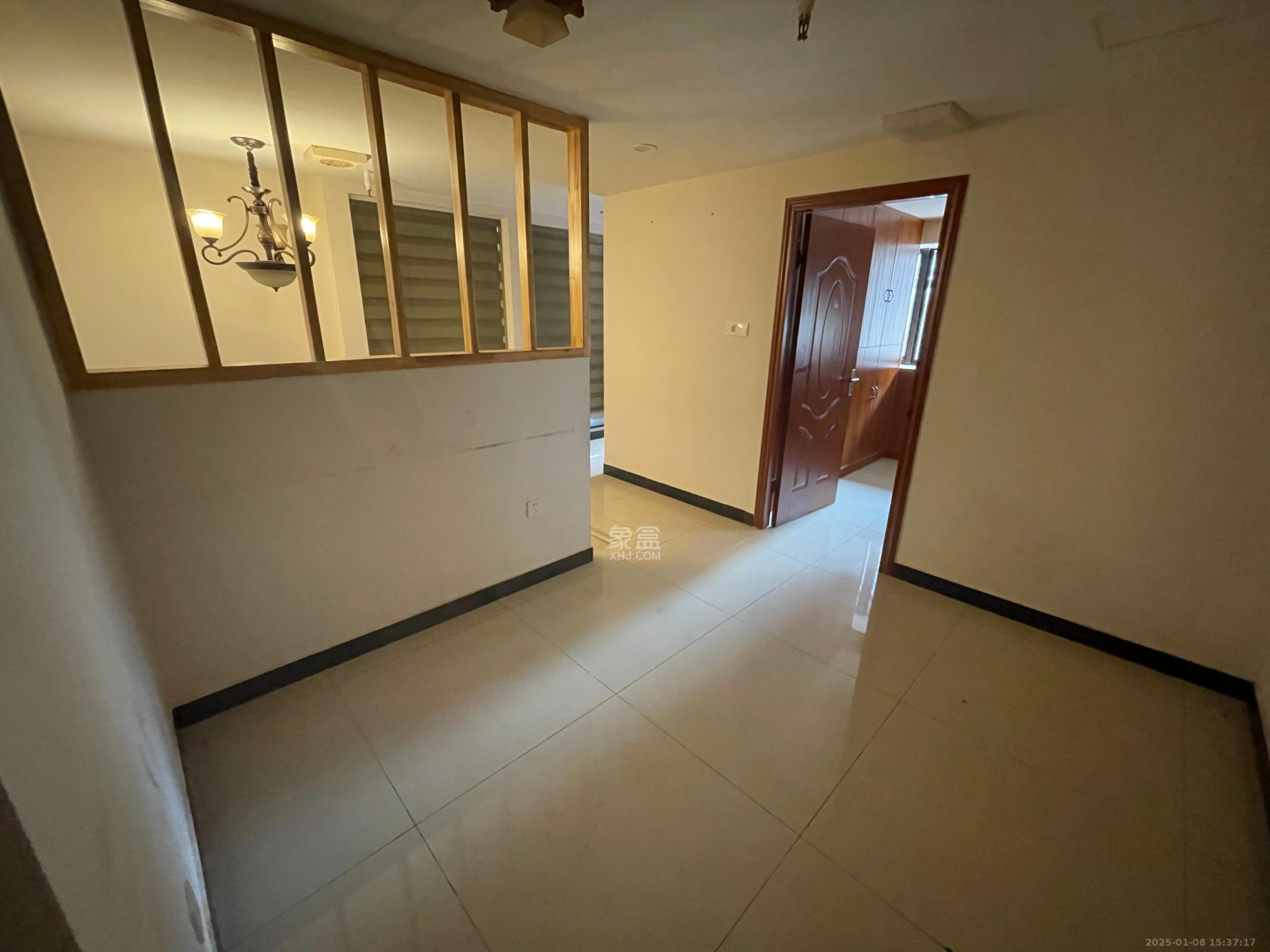 郡原广场   155.84㎡      14000.0元/月室内图