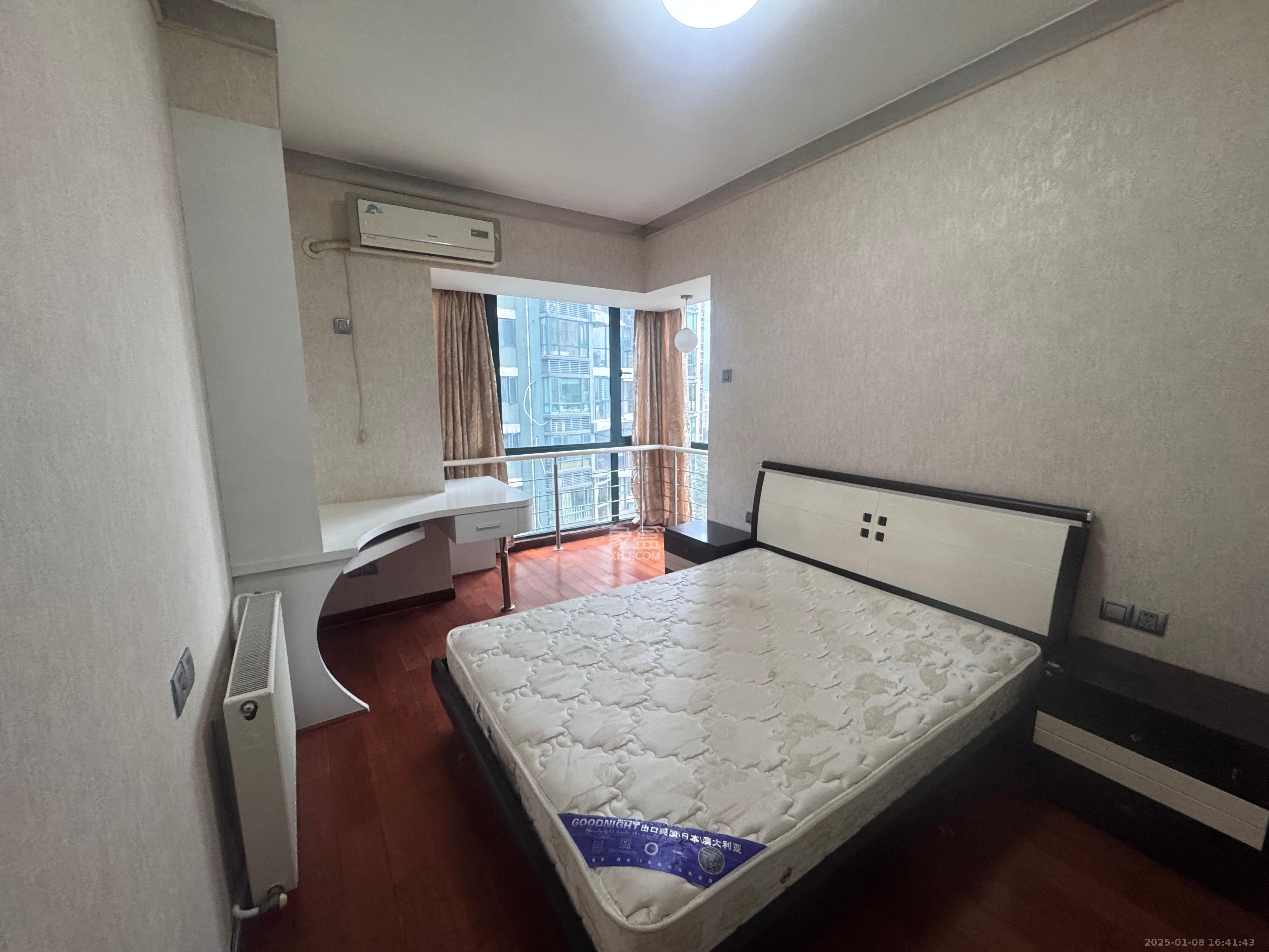 华盛新外滩  3室2厅2卫    5000.0元/月室内图