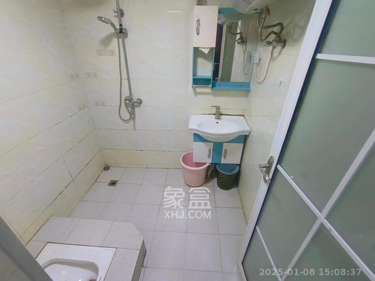 钰龙天下二期(钰龙佳园) 1室1厅1卫 1300.0元/月 钰龙天下二期(钰龙佳园) 1室1厅1卫 1300.0元/月室内图