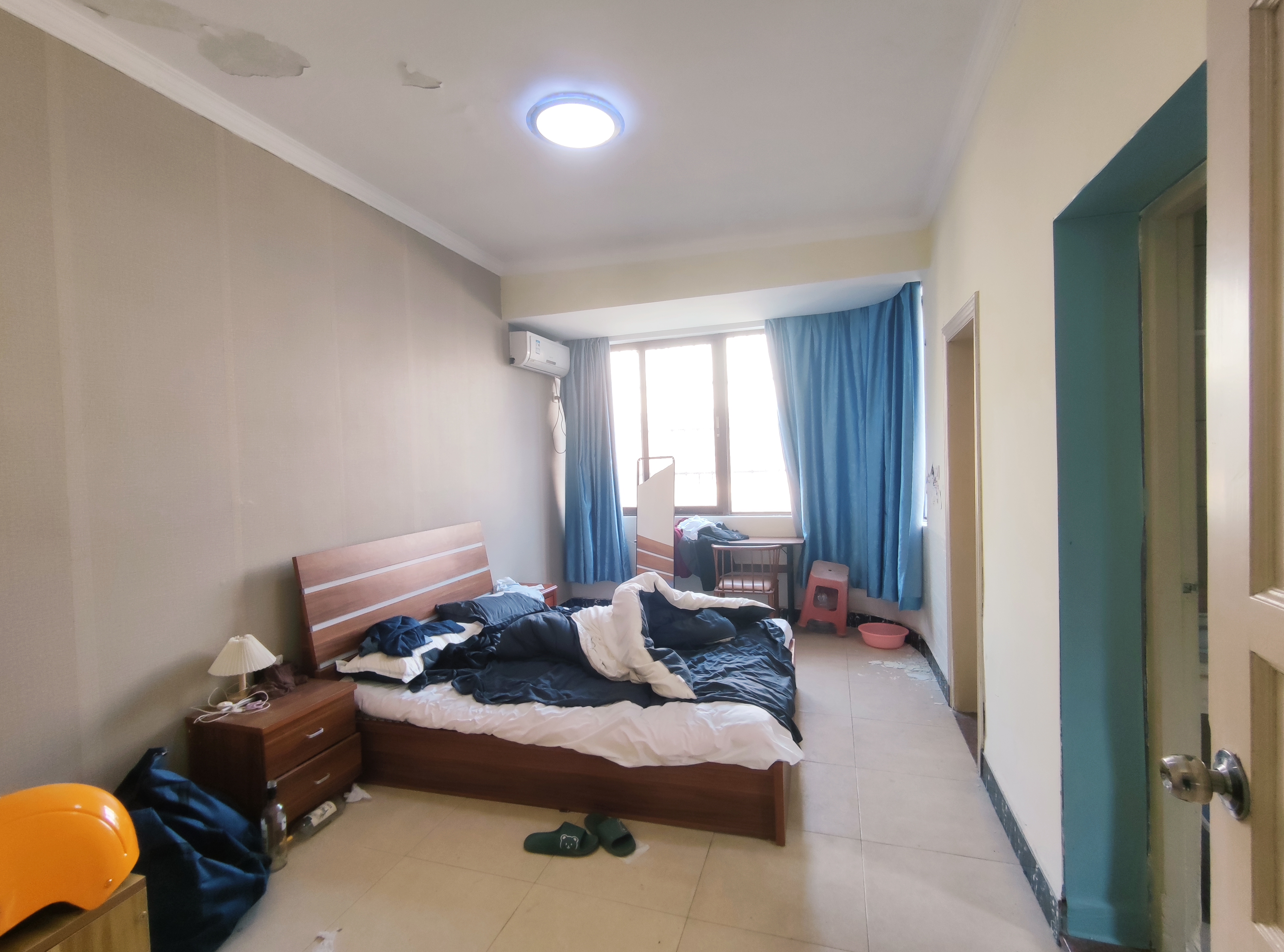 伊甸园小区  6室2厅4卫   8000.00元/月室内图