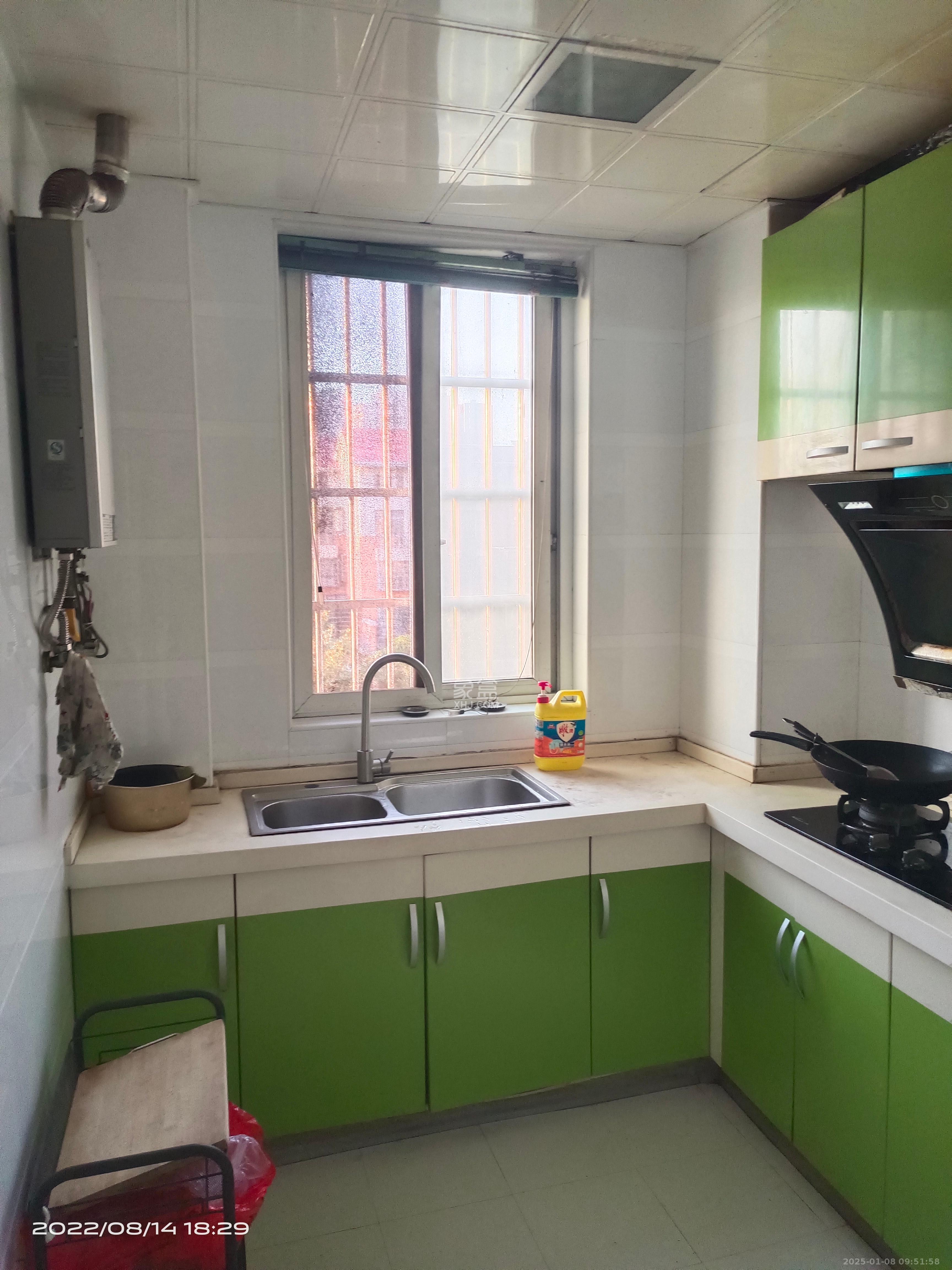 东业苹果社区 3室2厅1卫 1600.0元/月 东业苹果社区 3室2厅1卫 1600.0元/月室内图