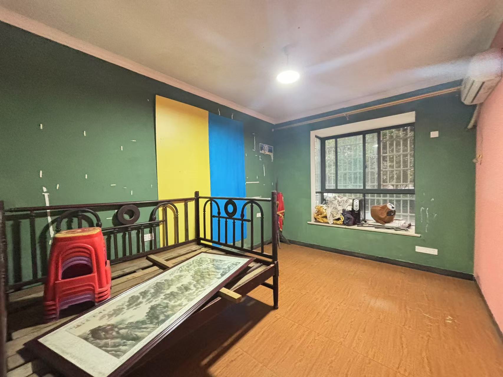 滨江花园 3室2厅2卫 68.0万 滨江花园 3室2厅2卫 68.0万室内图