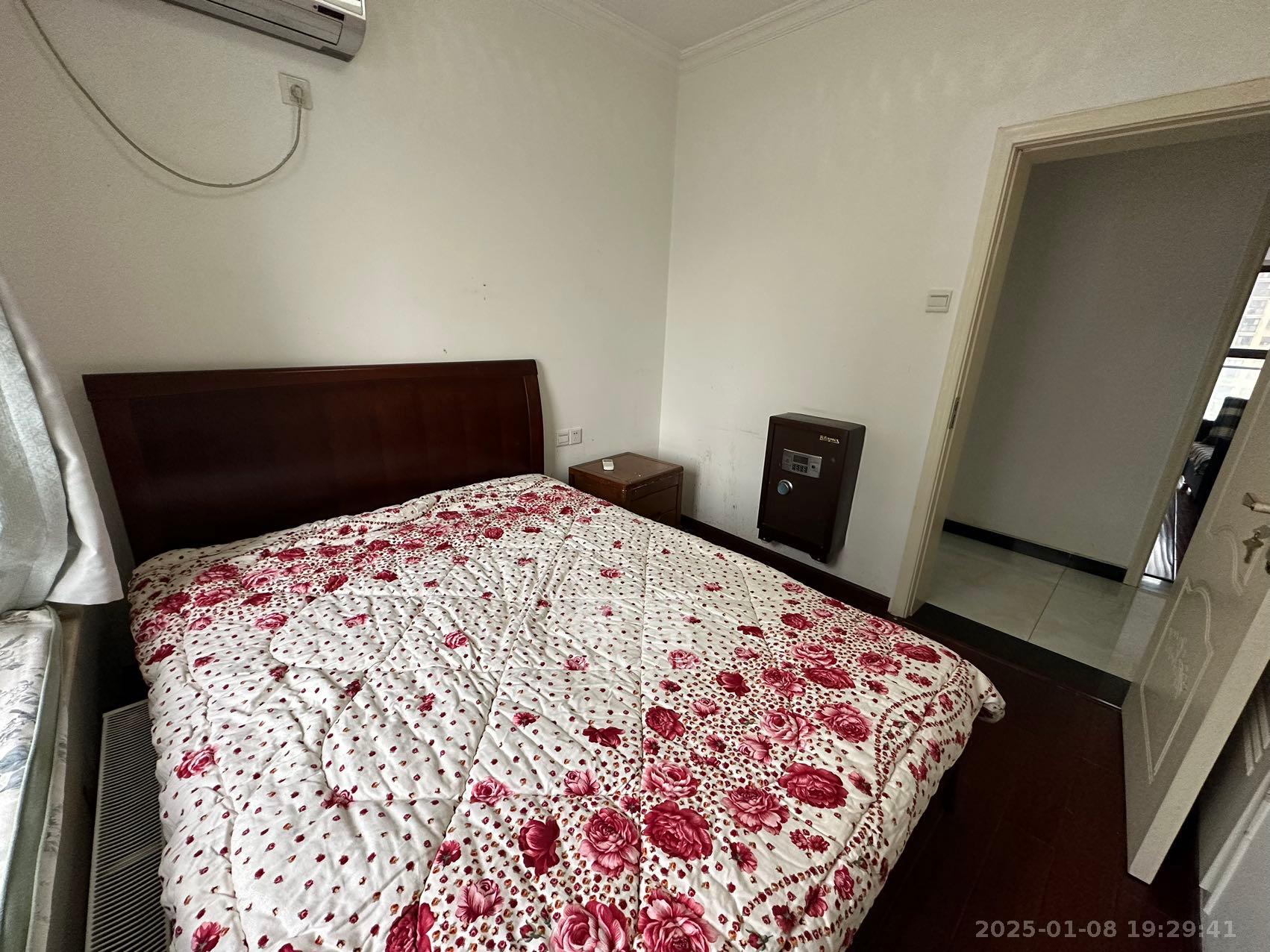 北京御园一二期(国泰嘉园) 3室2厅2卫 5000.0元/月 北京御园一二期(国泰嘉园) 3室2厅2卫 5000.0元/月室内图