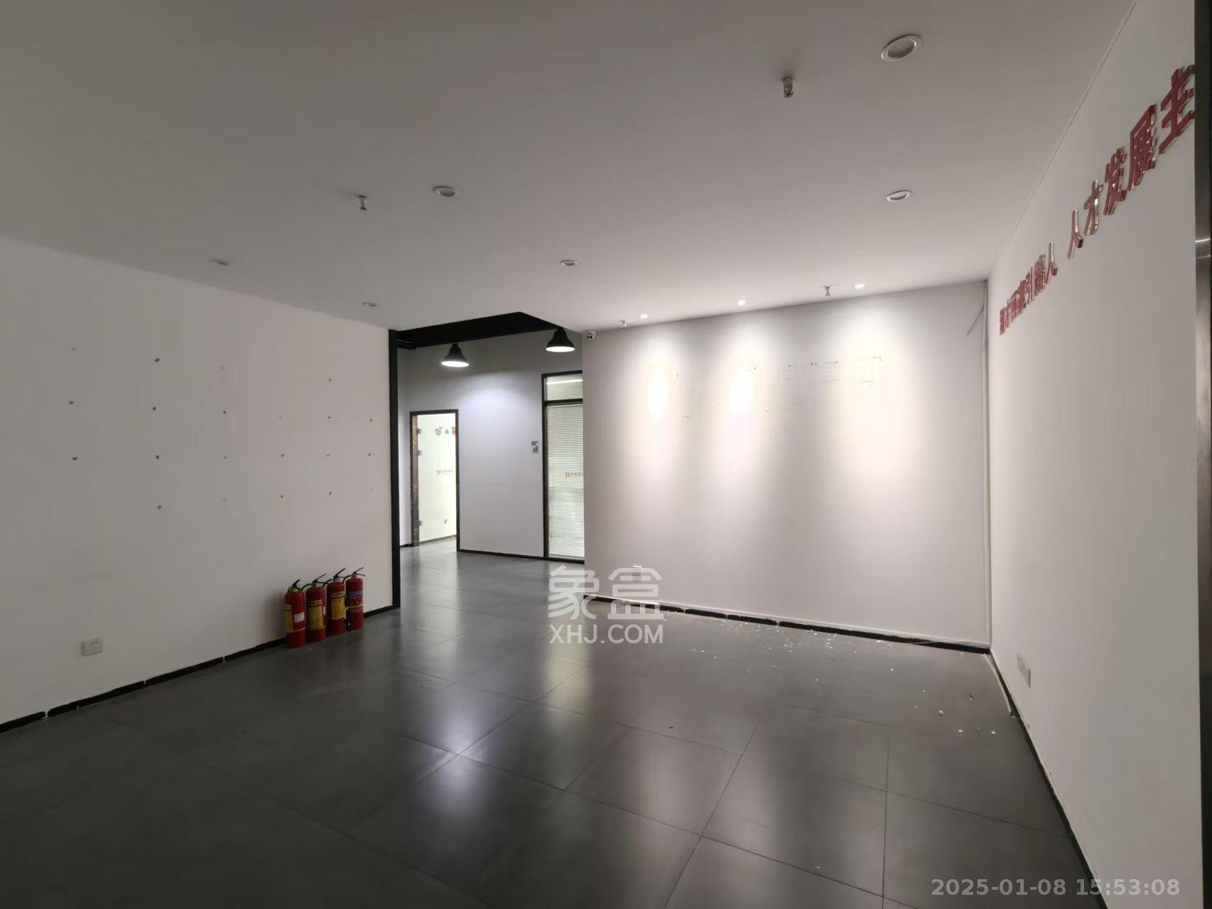 万科城   189.0㎡     7800.00元/月室内图