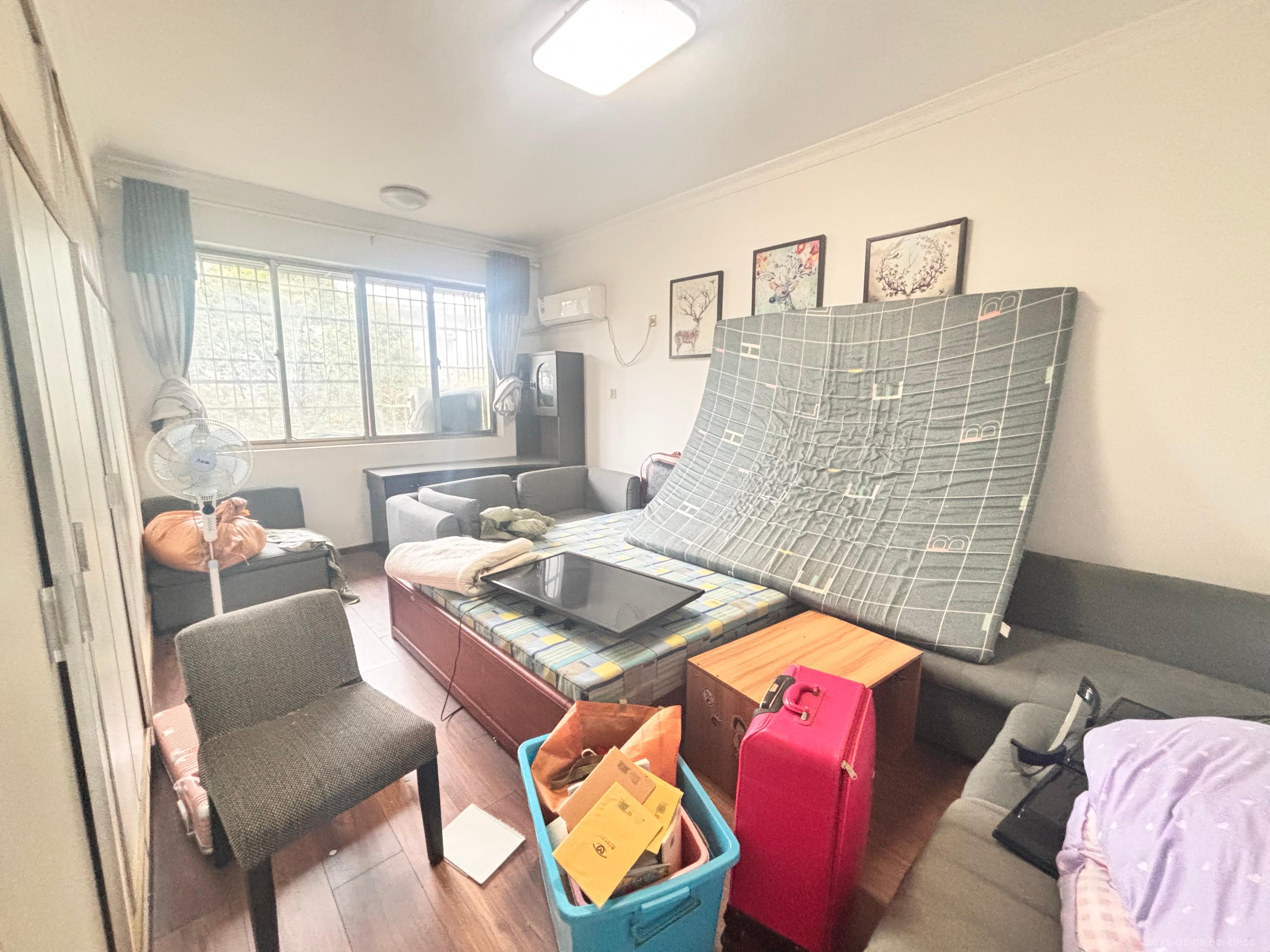 政华嘉园 3室2厅2卫 1800.0元/月 政华嘉园 3室2厅2卫 1800.0元/月室内图