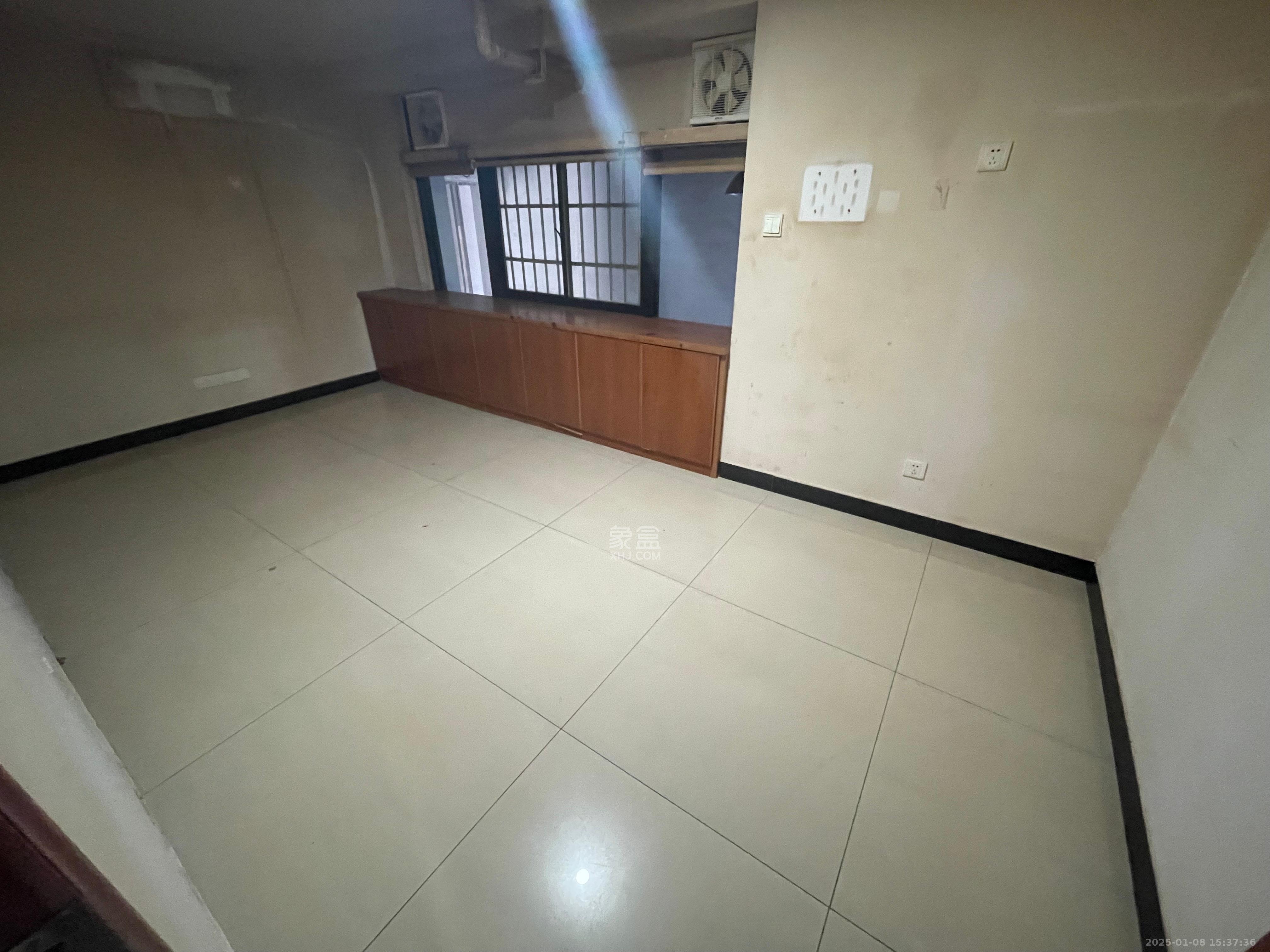 郡原广场   155.84㎡      14000.0元/月室内图