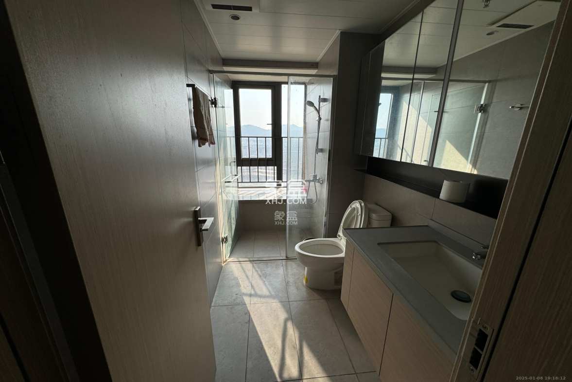 时代梅溪领峰 4室2厅2卫 5500.0元/月 时代梅溪领峰 4室2厅2卫 5500.0元/月室内图