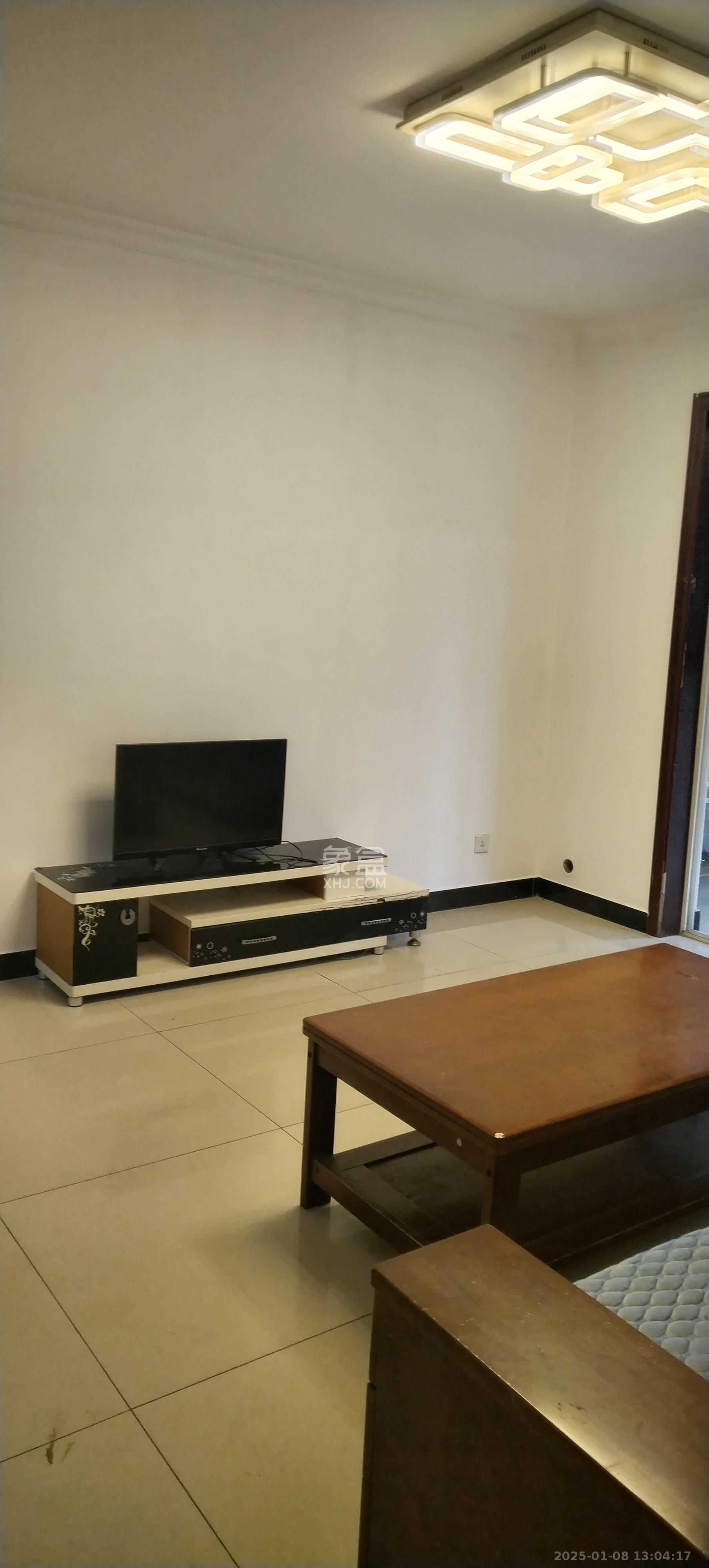 星城新宇莲景苑  3室2厅1卫    2500.0元/月 星城新宇莲景苑  3室2厅1卫    2500.0元/月室内图