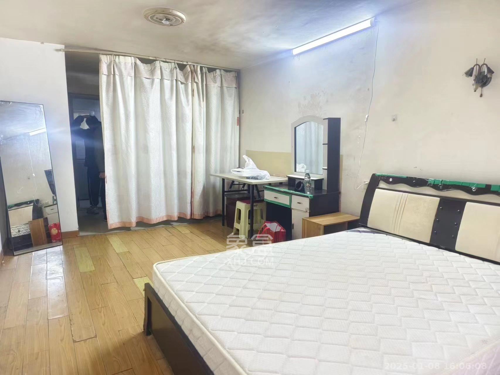 宏景名厦  1室1厅1卫   1200.00元/月室内图
