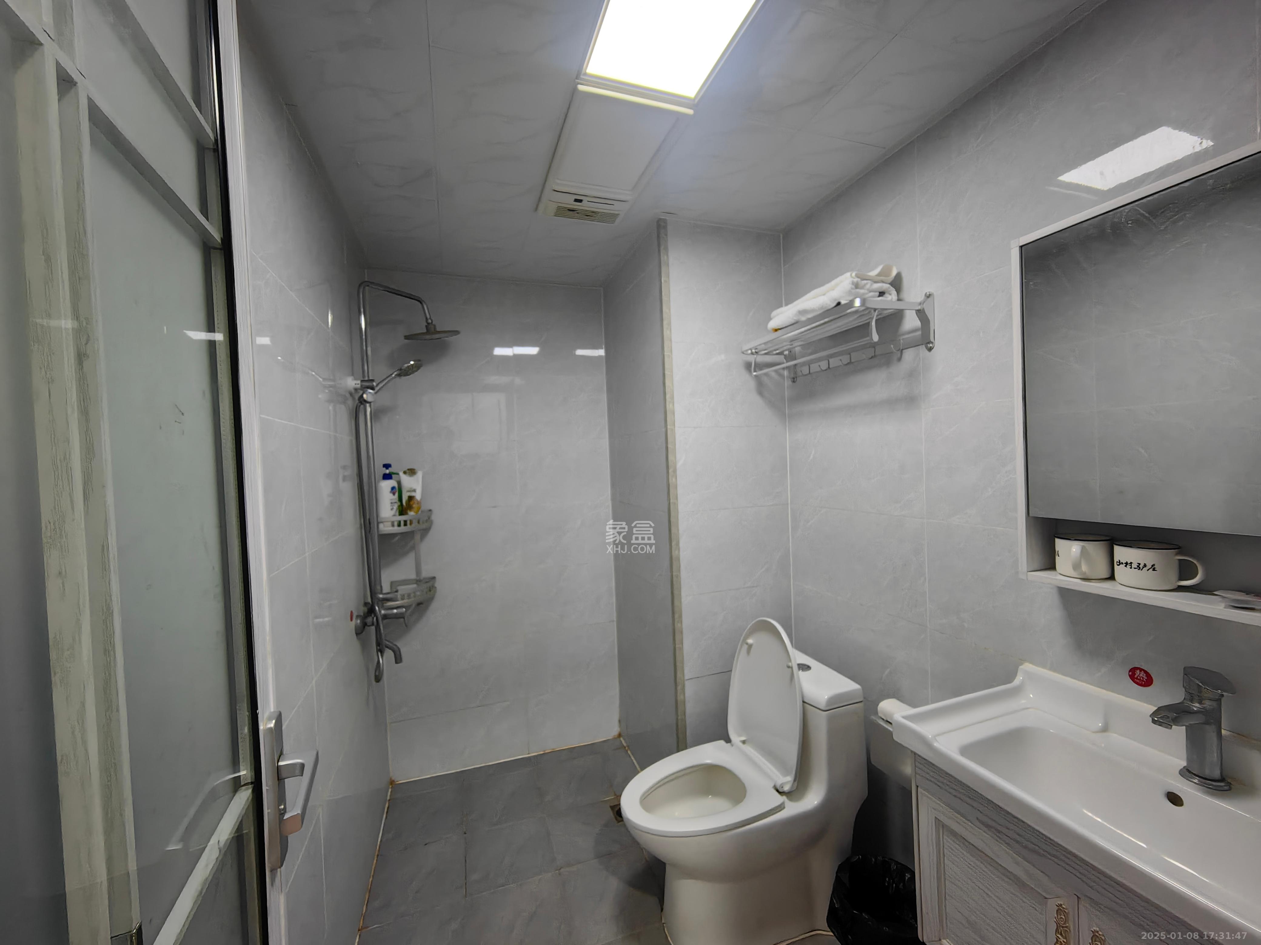 新天地步步高 1室1厅1卫 1200.0元/月 新天地步步高 1室1厅1卫 1200.0元/月室内图