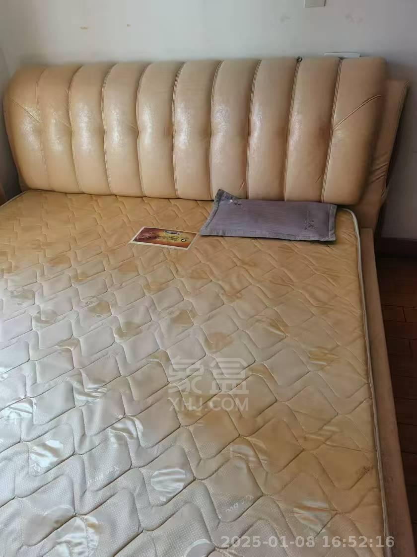 汇达花园 3室2厅1卫 1000.0元/月 汇达花园 3室2厅1卫 1000.0元/月室内图