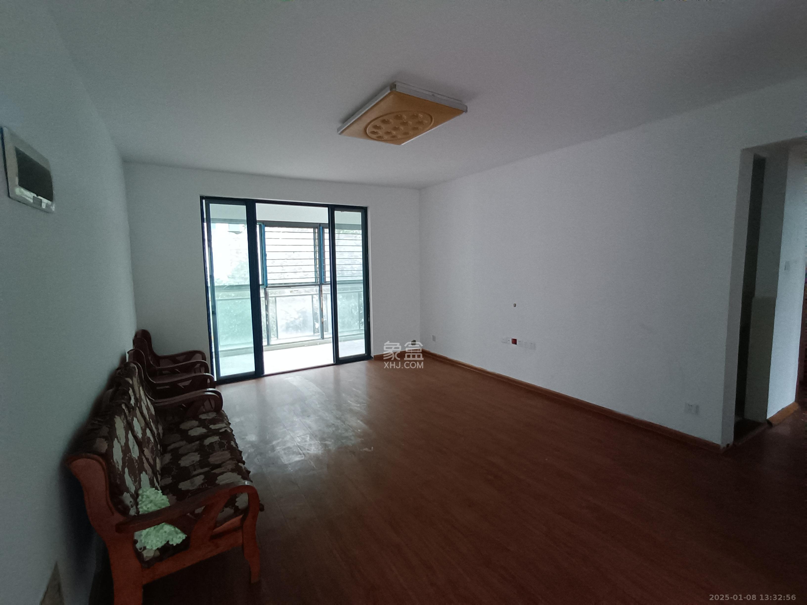 钱隆学府一、二期 3室2厅1卫 2600.0元/月 钱隆学府一、二期 3室2厅1卫 2600.0元/月室内图