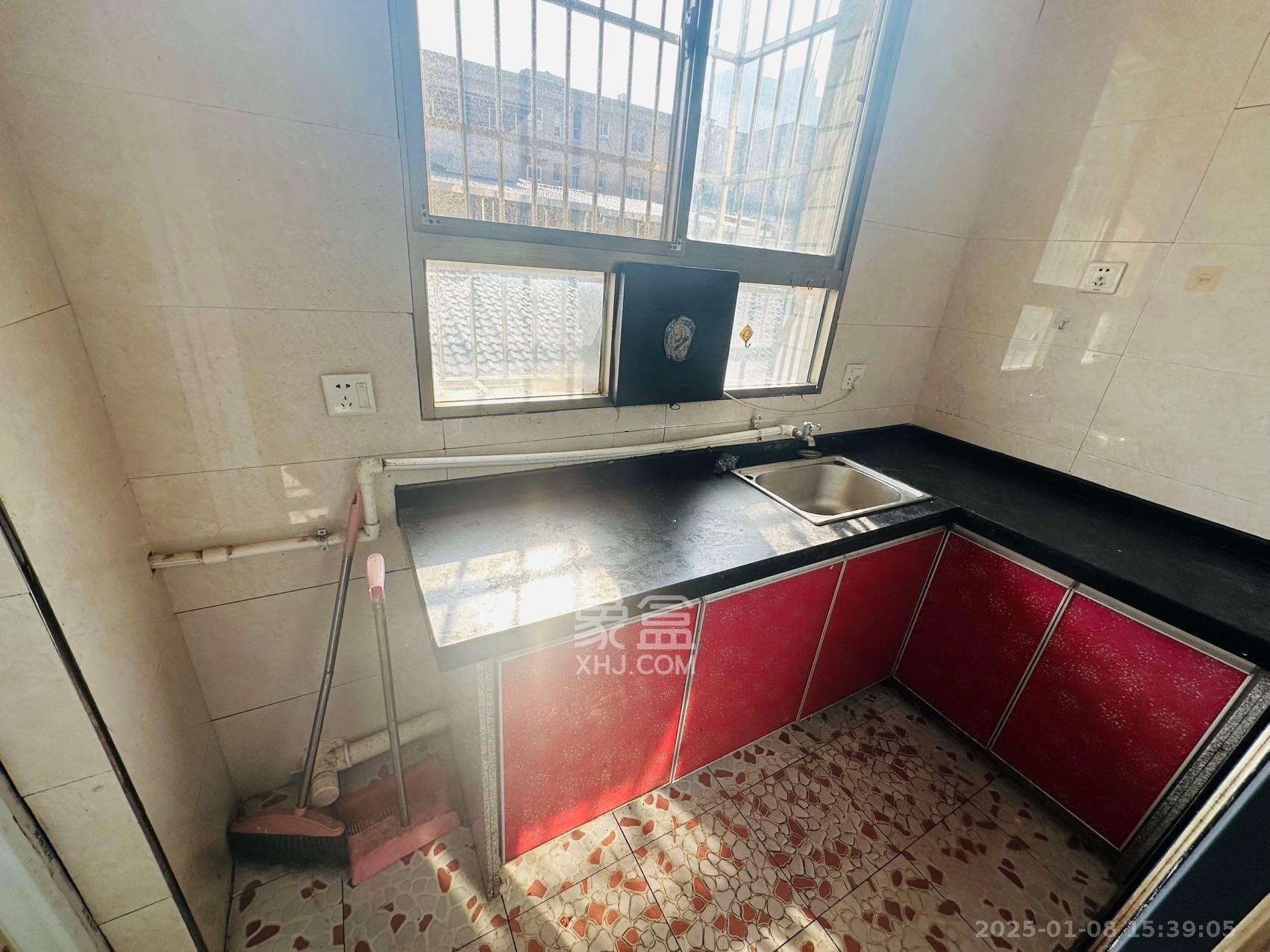 宝塔山私房散盘 1室1厅1卫 1200.0元/月 宝塔山私房散盘 1室1厅1卫 1200.0元/月室内图