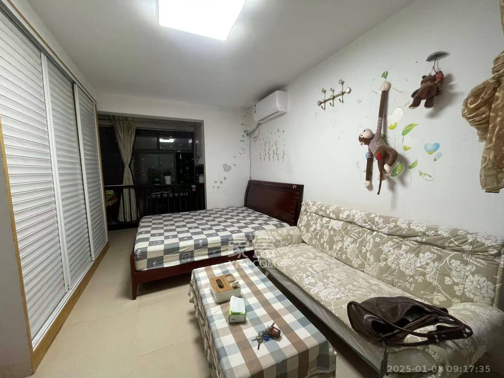 融橙上品 1室1厅1卫 1300.0元/月 融橙上品 1室1厅1卫 1300.0元/月室内图