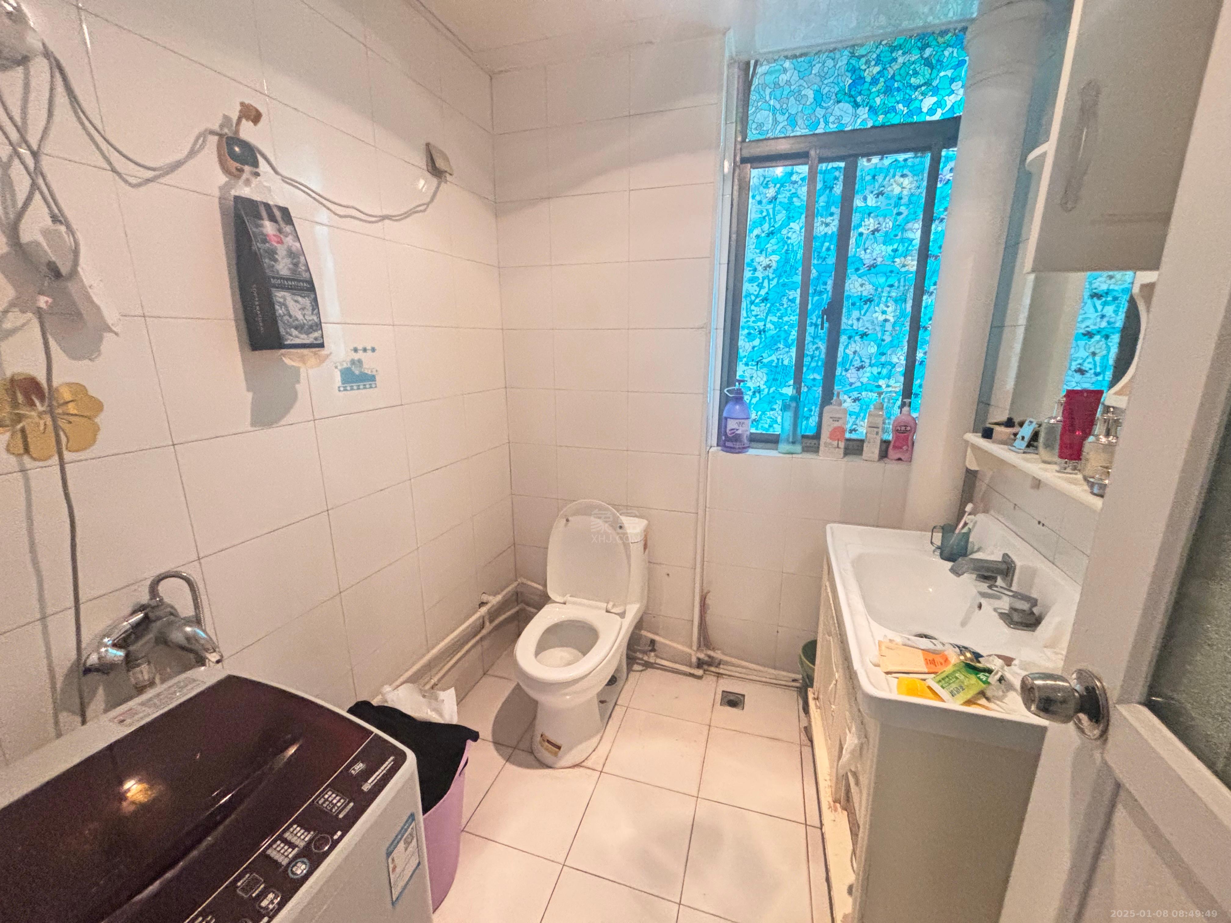 政华嘉园 3室2厅2卫 1800.0元/月 政华嘉园 3室2厅2卫 1800.0元/月室内图