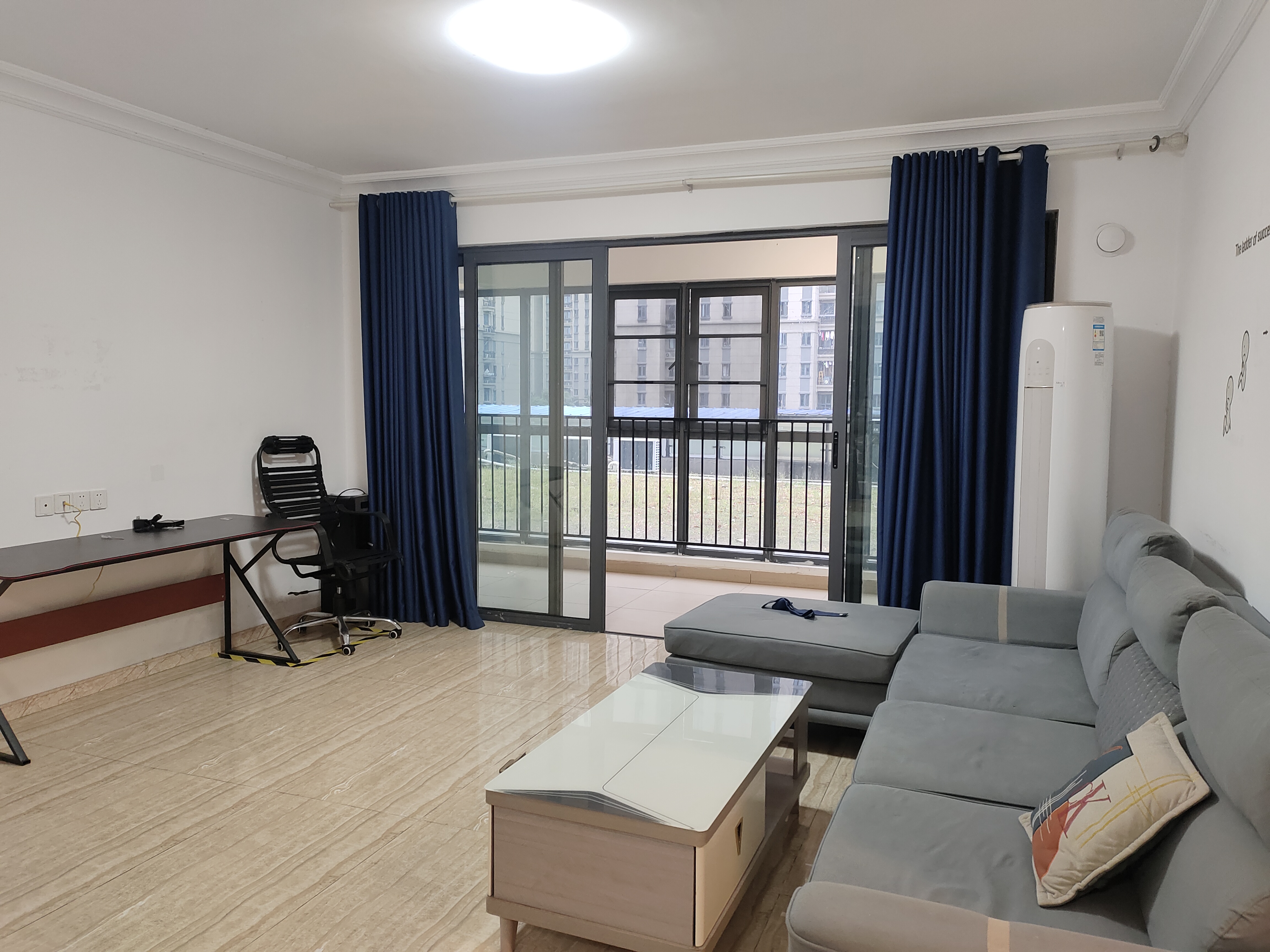 碧桂园朗州府 4室2厅2卫 2800.0元/月 碧桂园朗州府 4室2厅2卫 2800.0元/月室内图