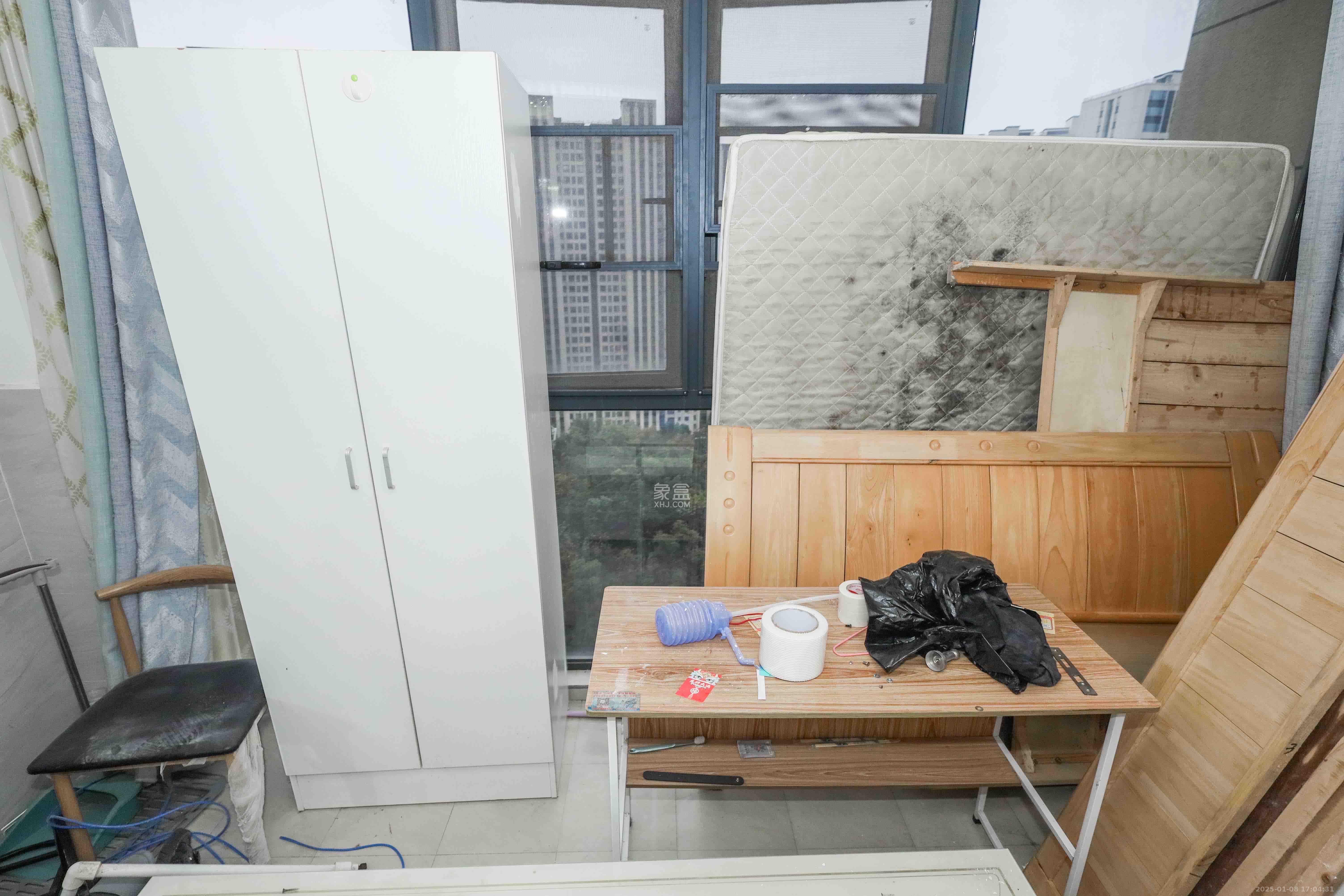 骑龙大街（骑龙苑）  3室2厅2卫   2700.00元/月室内图