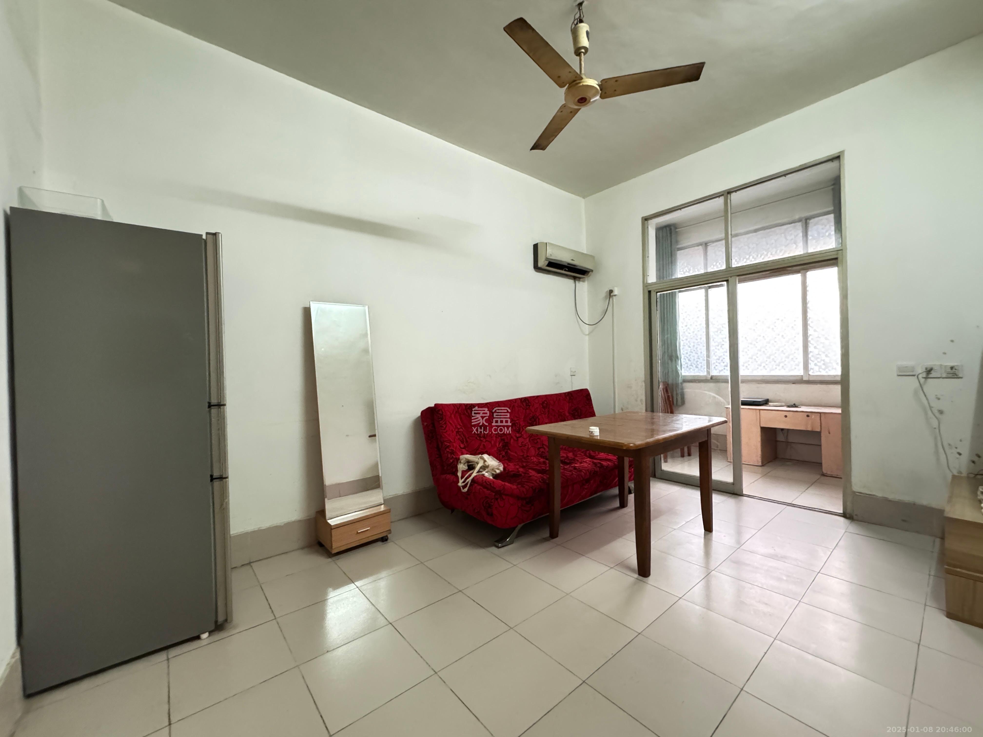 人民银行宿舍(蔡锷中路)  3室1厅1卫    3000.0元/月 人民银行宿舍(蔡锷中路)  3室1厅1卫    3000.0元/月