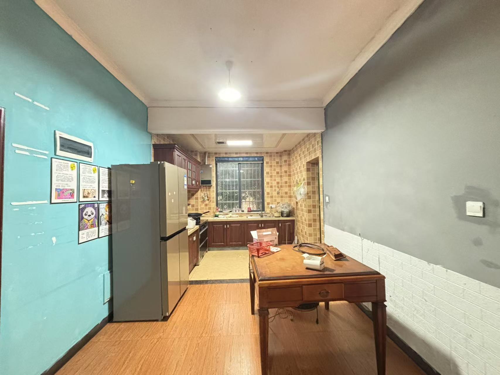 滨江花园 3室2厅2卫 68.0万 滨江花园 3室2厅2卫 68.0万室内图