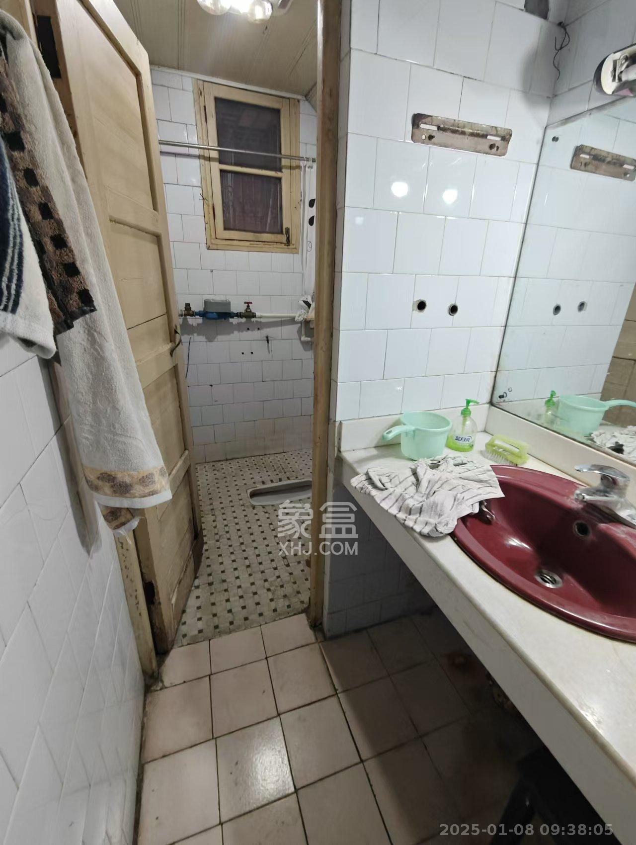 省建苑小区  2室1厅1卫    1300.0元/月 省建苑小区  2室1厅1卫    1300.0元/月室内图