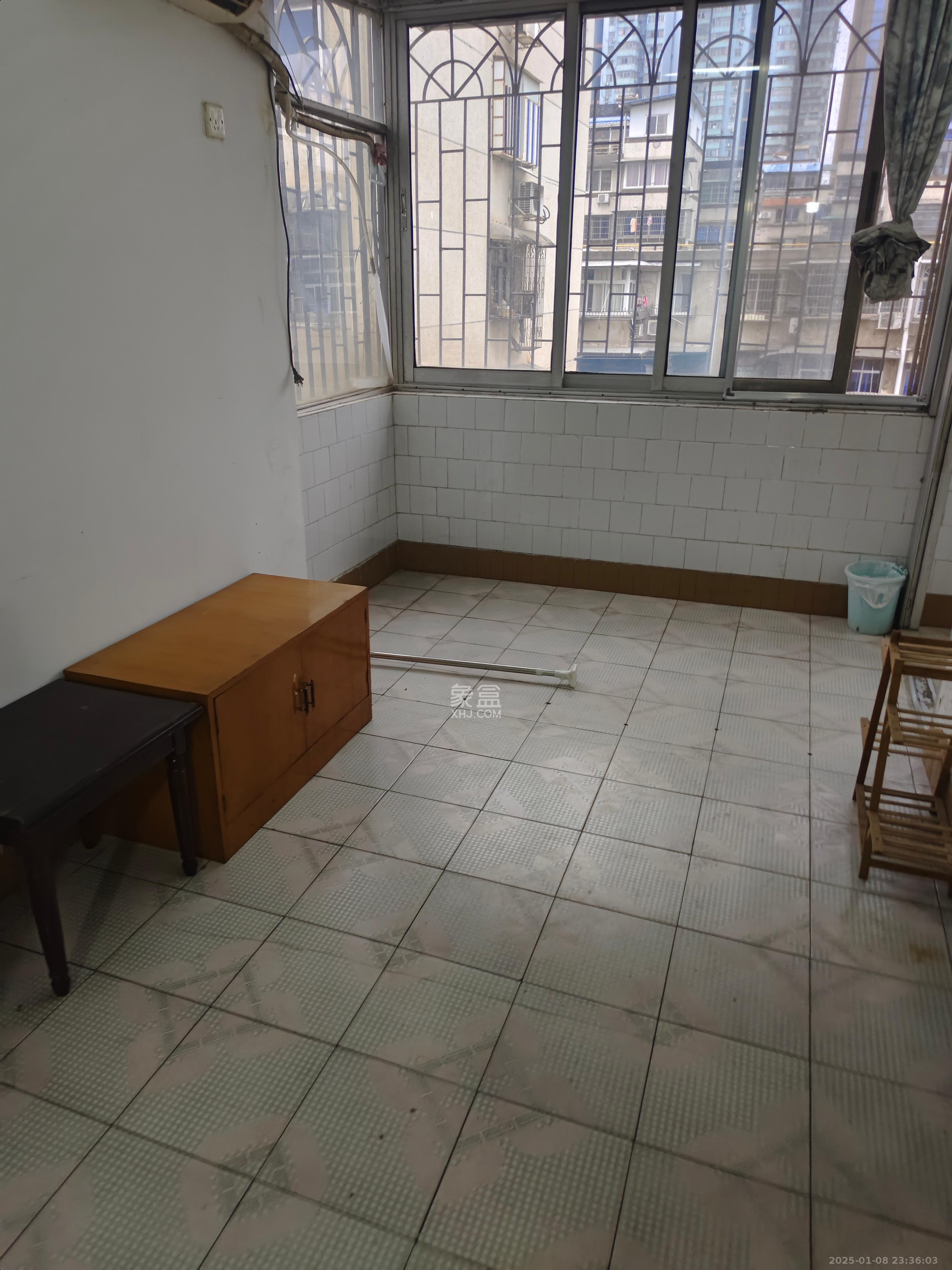 五一新干线 1室1厅1卫 2600.0元/月 五一新干线 1室1厅1卫 2600.0元/月室内图