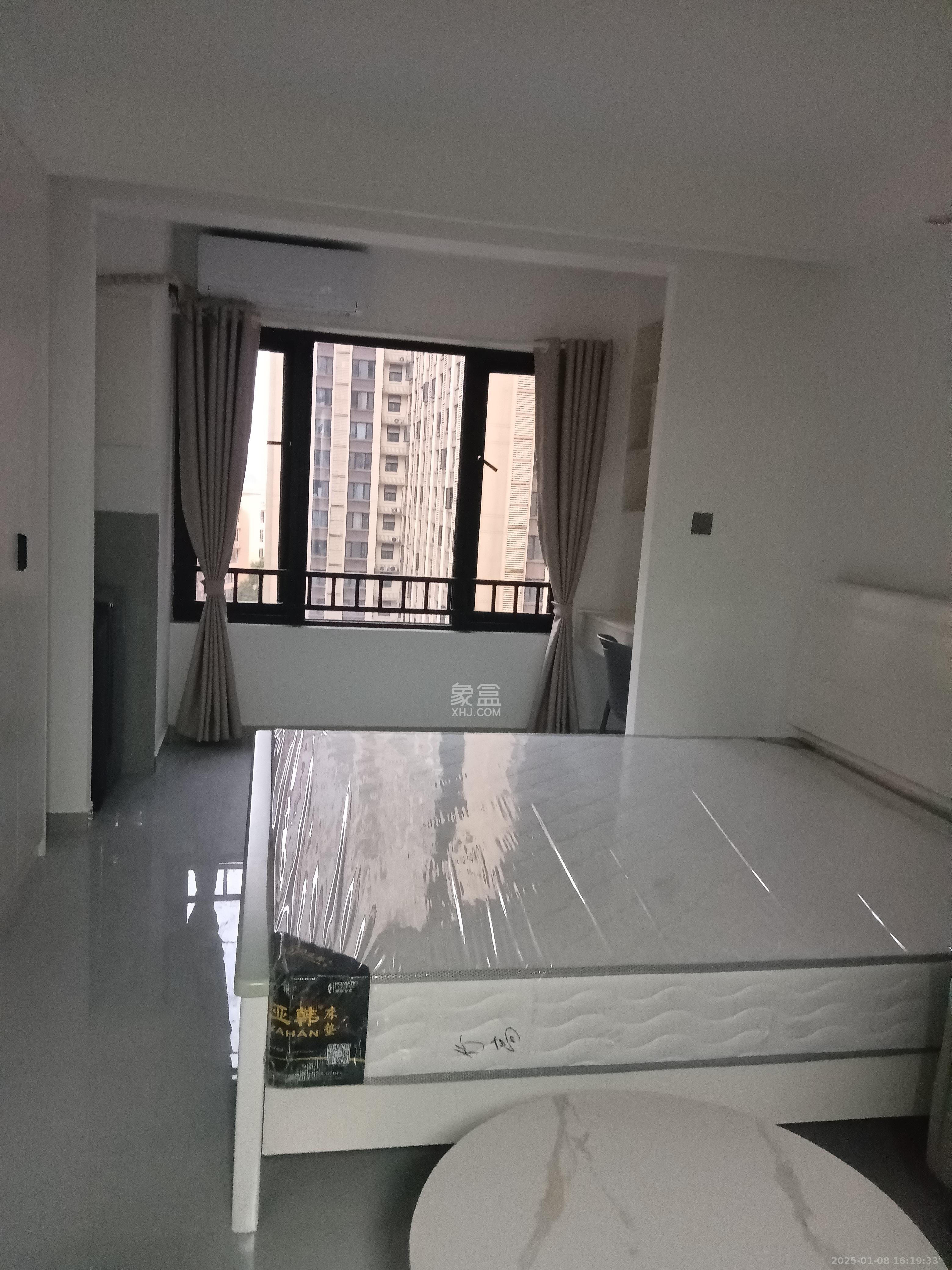 中海珑悦府 1室0厅0卫 1500.0元/月 中海珑悦府 1室0厅0卫 1500.0元/月室内图