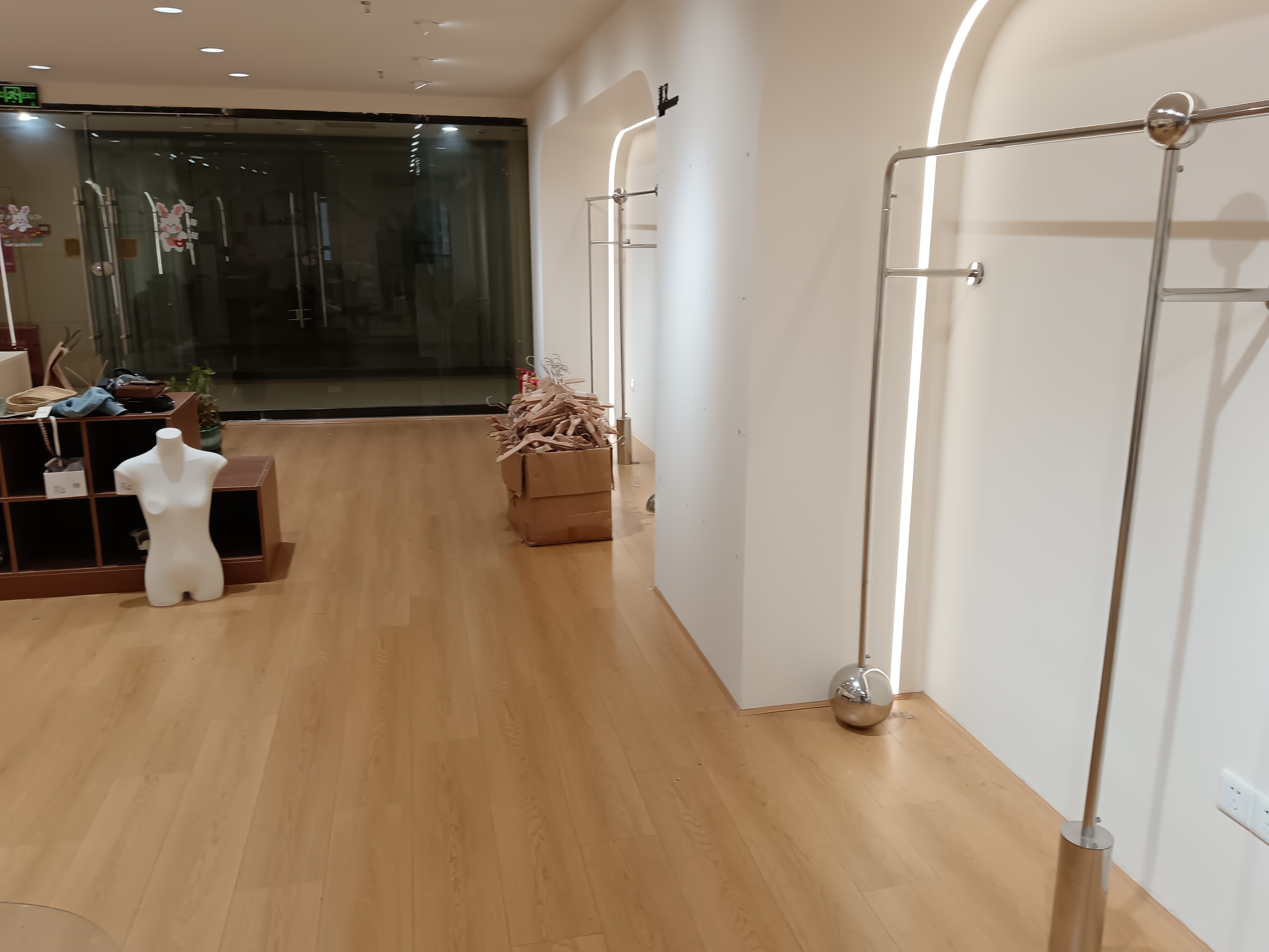 万豪城市花园  1室1厅1卫    3500.0元/月