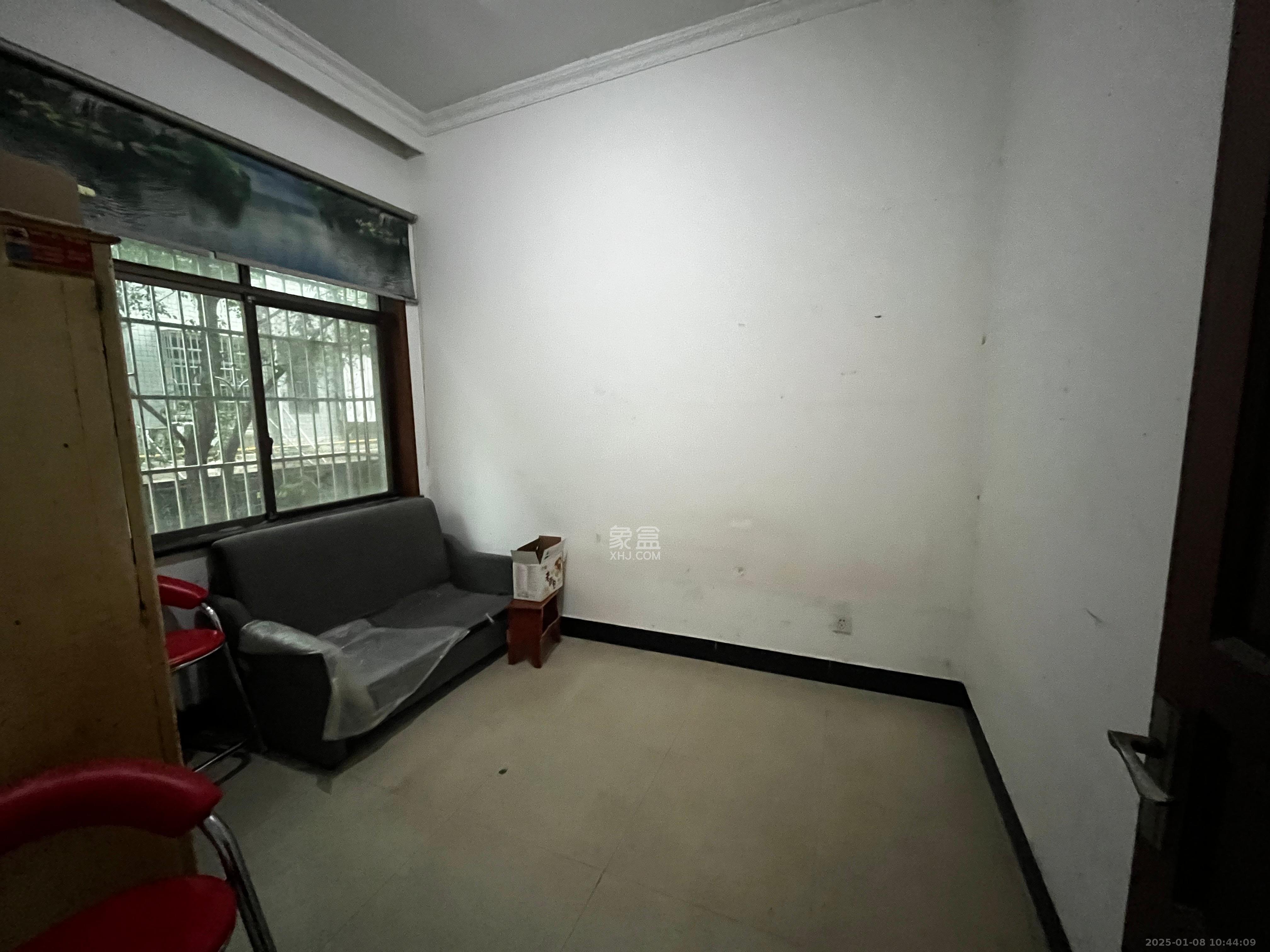 松雅安置小区 3室2厅1卫 1200.0元/月 松雅安置小区 3室2厅1卫 1200.0元/月室内图