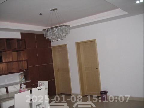 鑫远湘府华城 3室2厅2卫 3500.0元/月 鑫远湘府华城 3室2厅2卫 3500.0元/月室内图