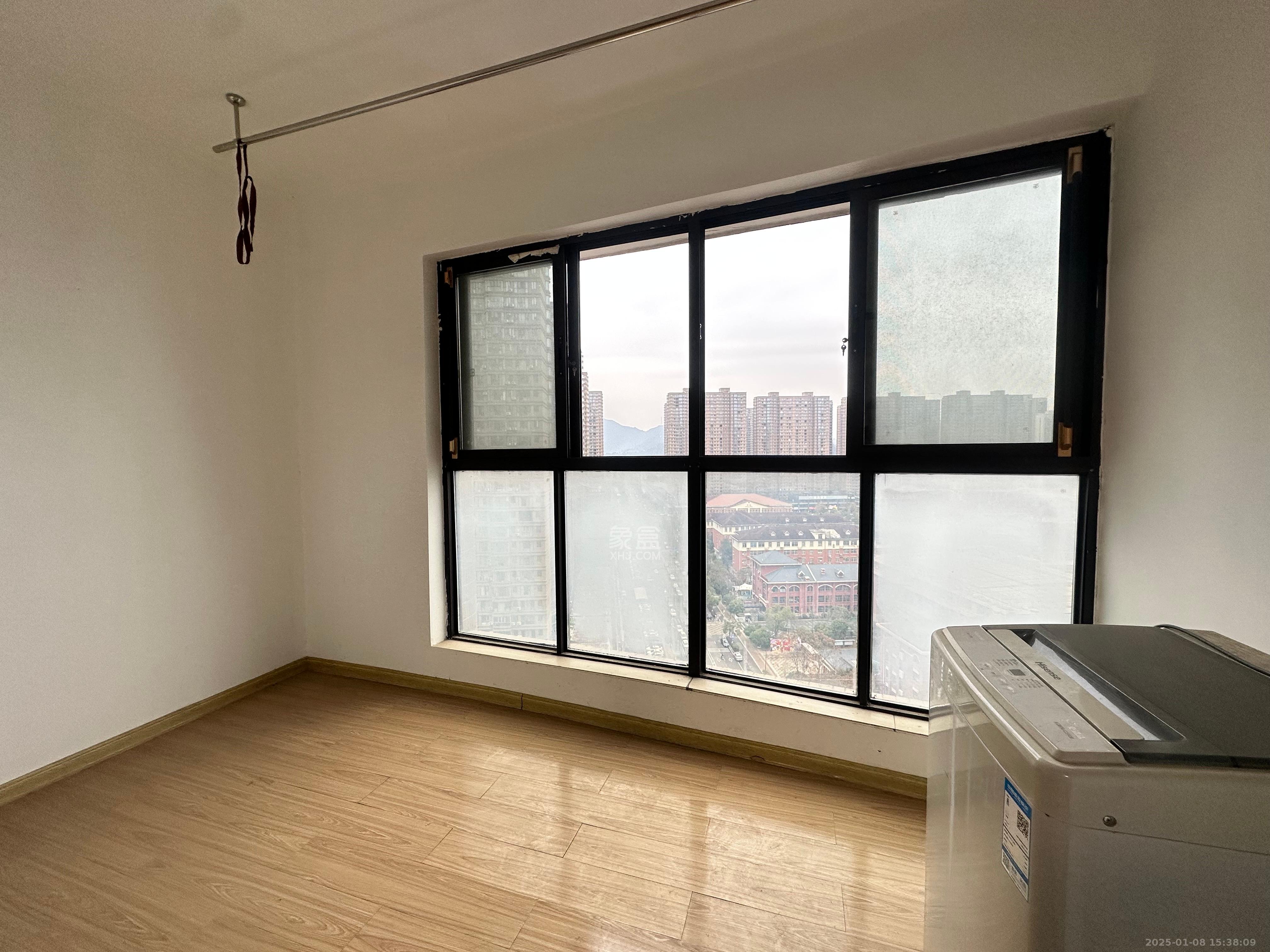 润和紫郡一期  2室2厅1卫    1700.0元/月室内图