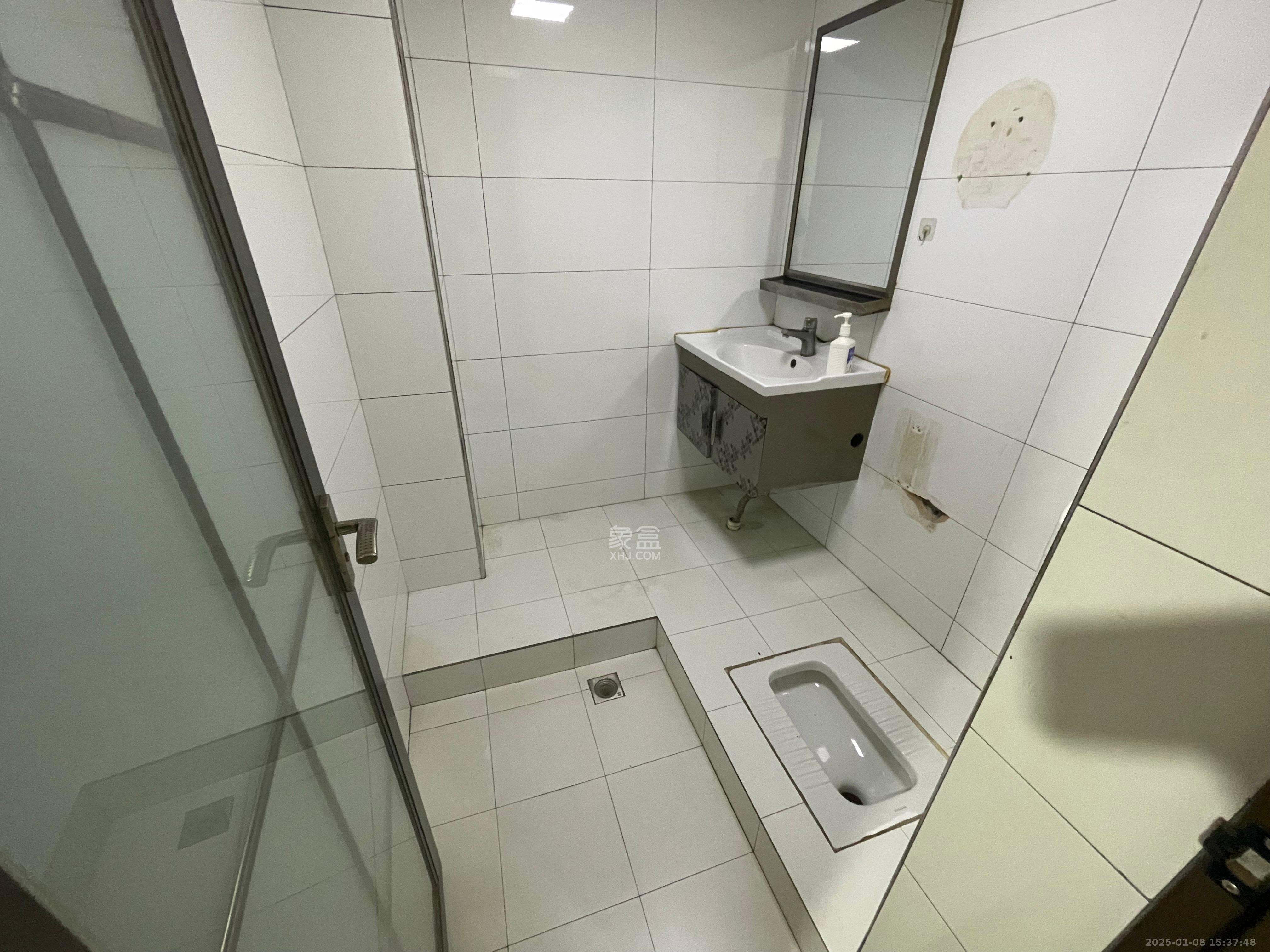 郡原广场   155.84㎡      14000.0元/月室内图