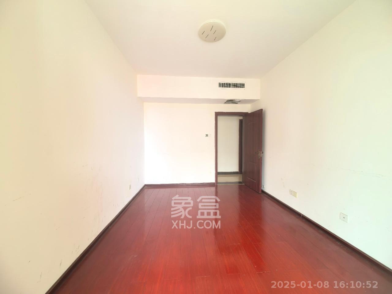 桃阳苑（省人大单位房）  4室2厅2卫   2300.00元/月室内图