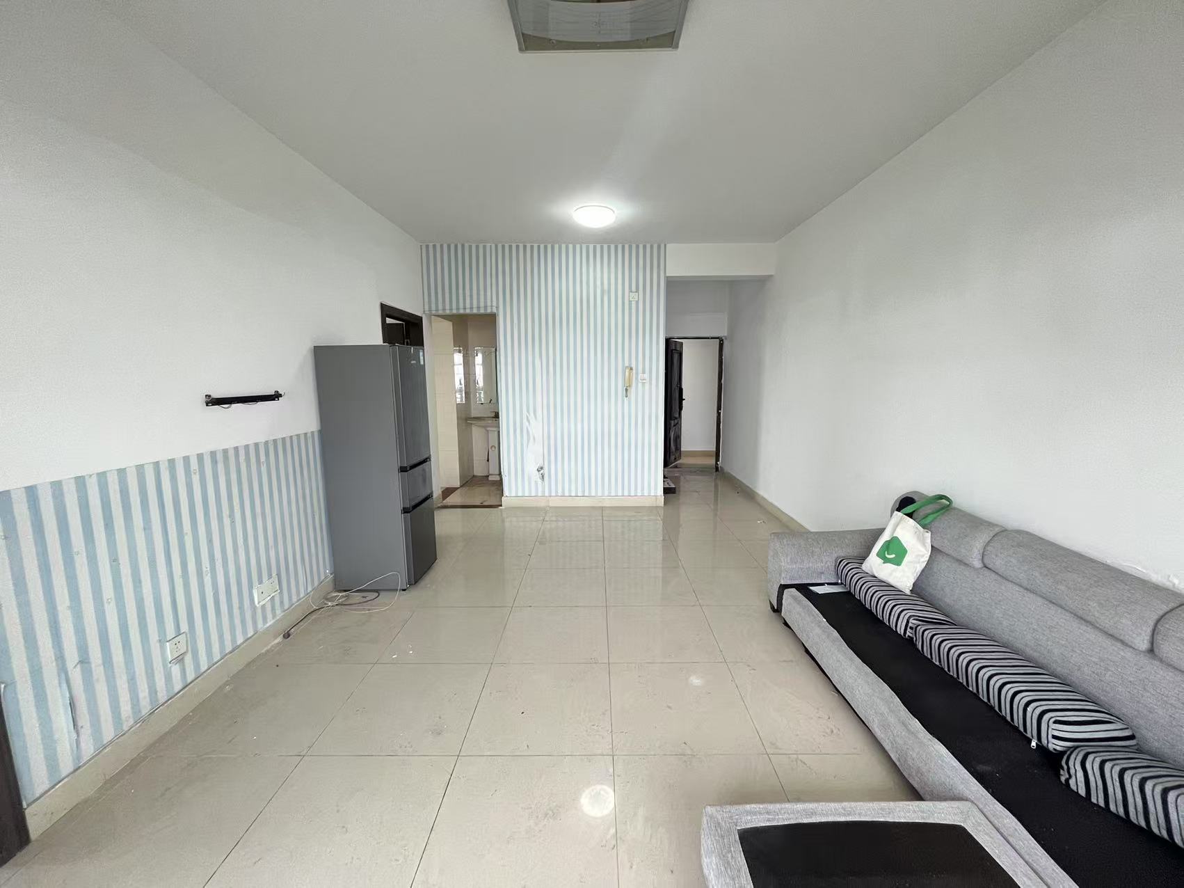 海韵裕都 2室2厅1卫 75.0万 海韵裕都 2室2厅1卫 75.0万室内图