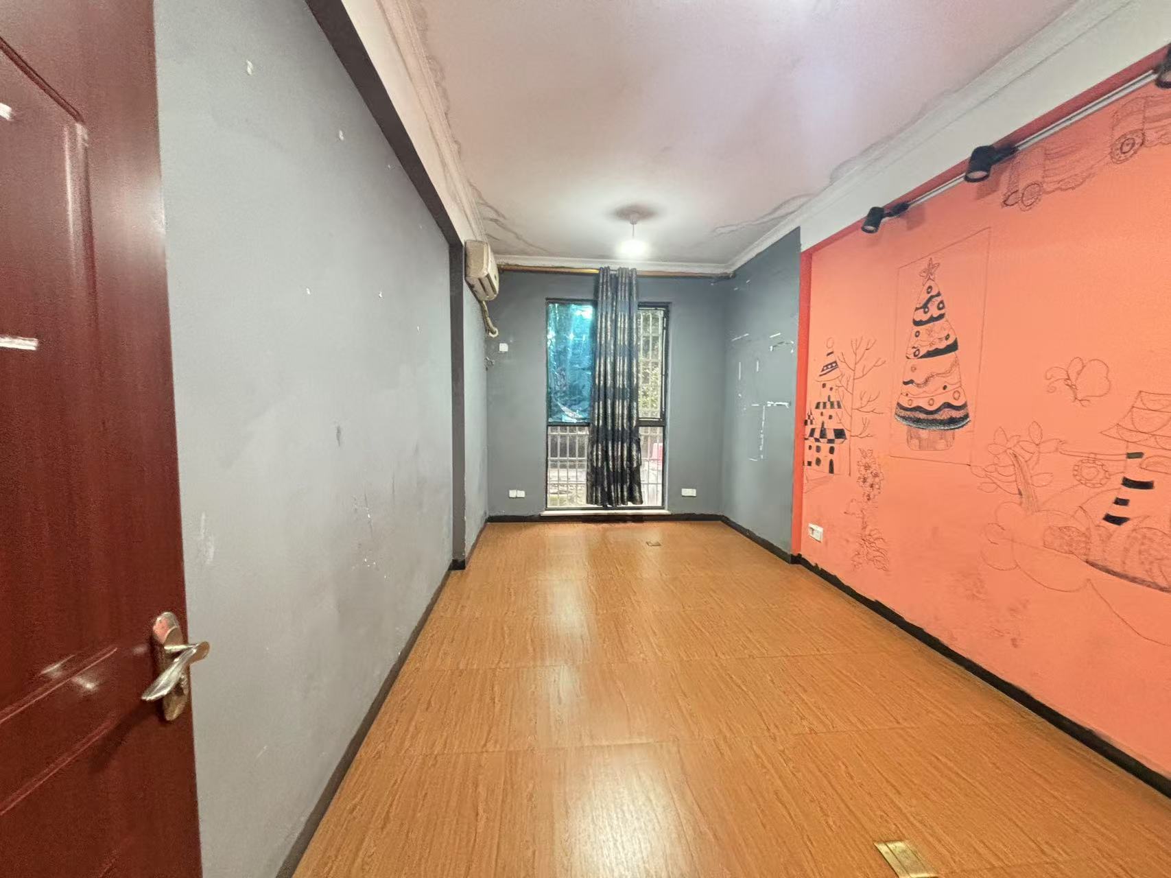 滨江花园 3室2厅2卫 68.0万 滨江花园 3室2厅2卫 68.0万室内图