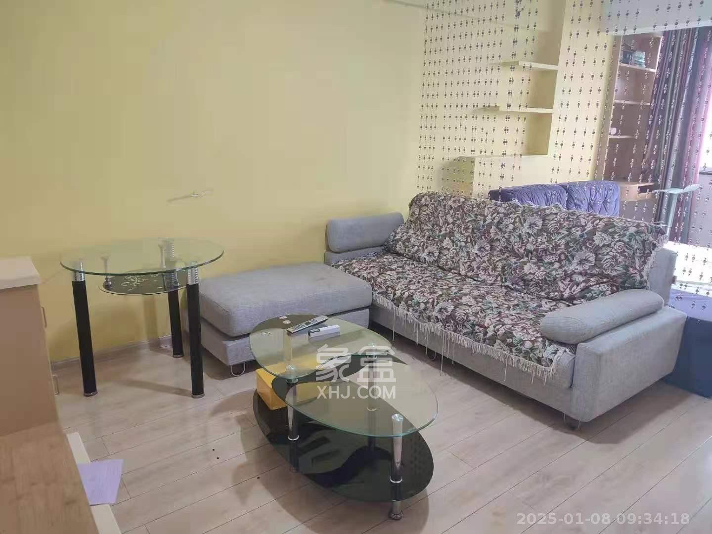 金碧文华  1室1厅1卫   1300.00元/月室内图