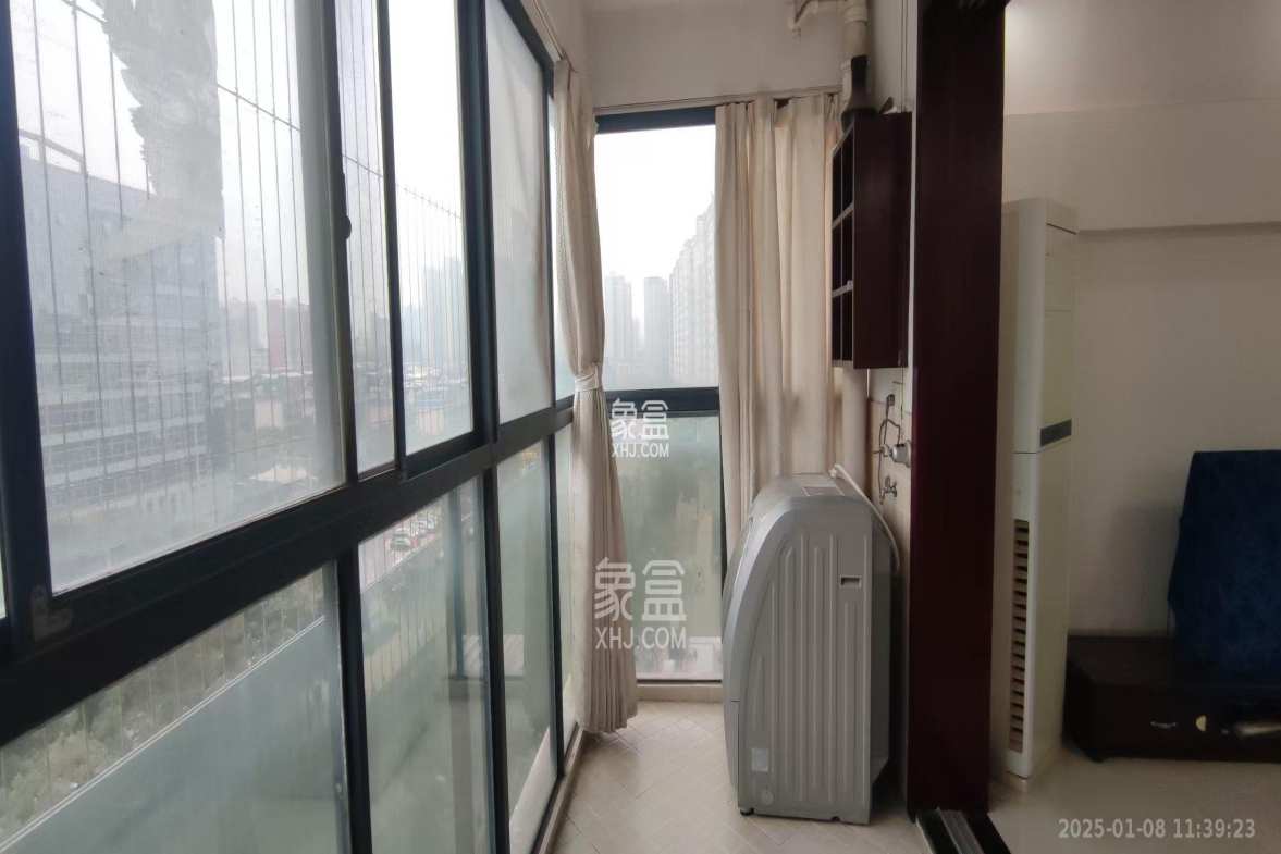 天城泰祥苑 3室2厅2卫 2800.0元/月 天城泰祥苑 3室2厅2卫 2800.0元/月室内图