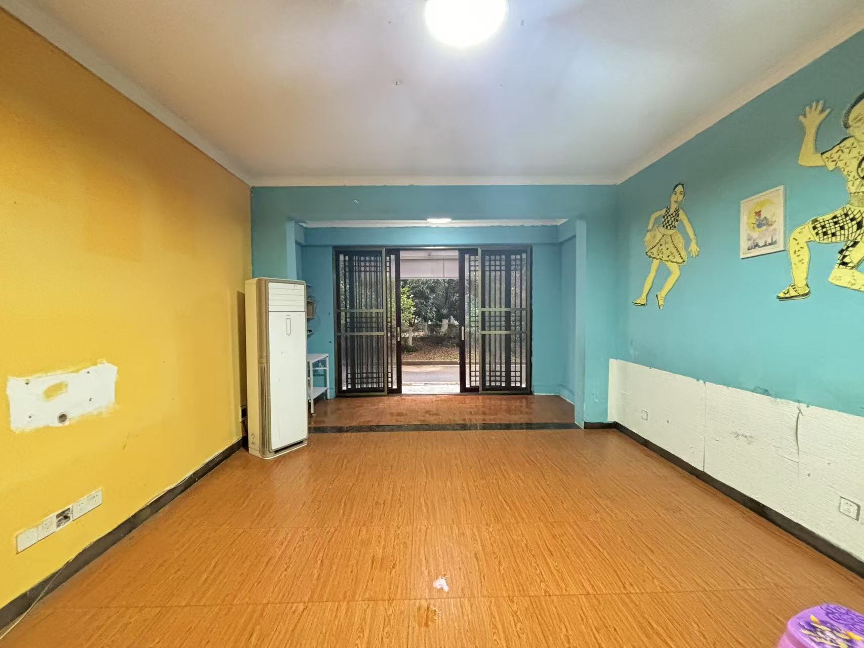 滨江花园 3室2厅2卫 68.0万 滨江花园 3室2厅2卫 68.0万室内图