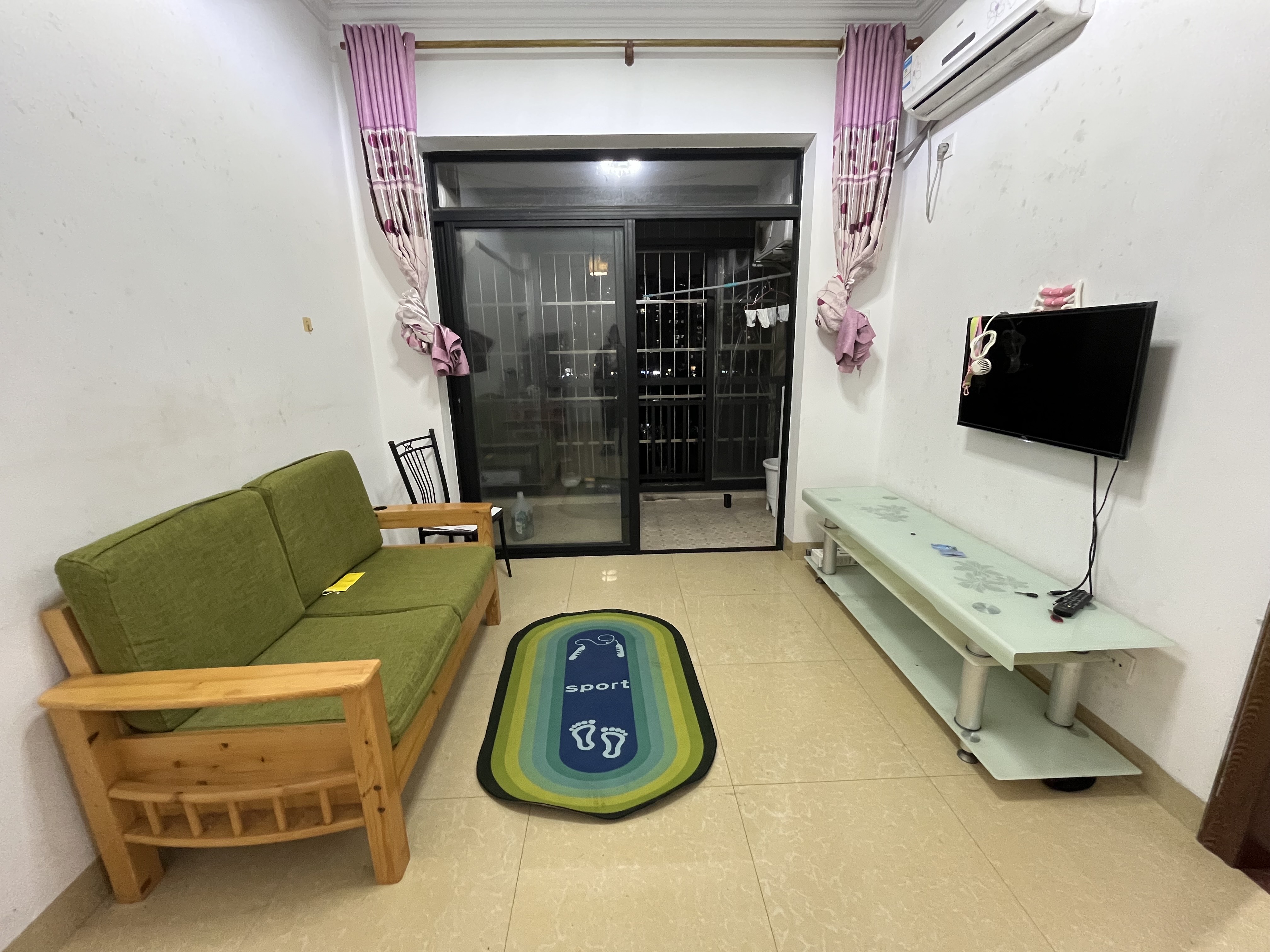 凤翔花园（A区）  2室2厅1卫   1800.00元/月室内图