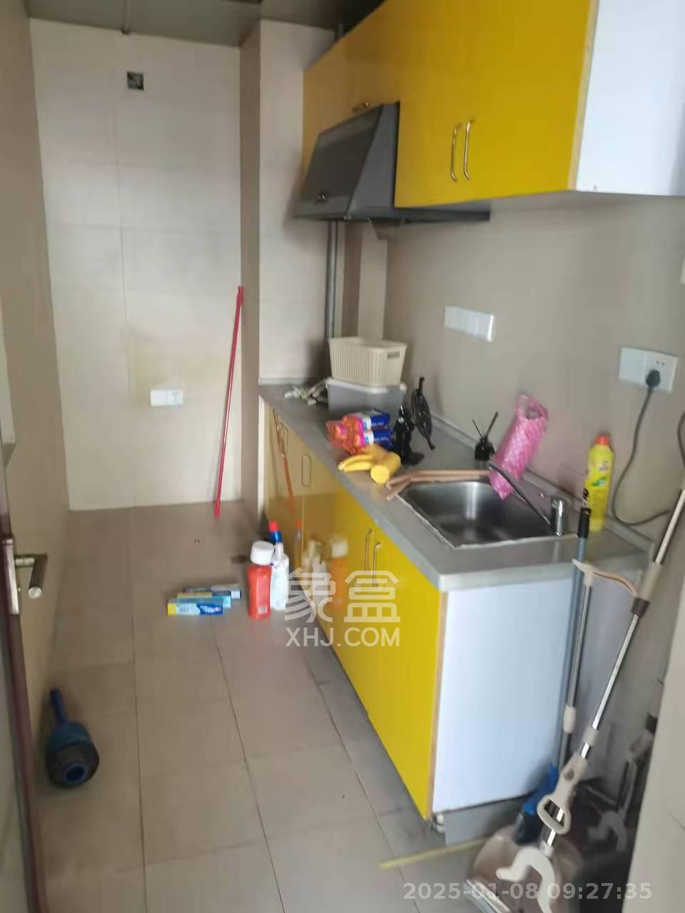 新青年公寓 1室1厅1卫 2300.0元/月 新青年公寓 1室1厅1卫 2300.0元/月室内图