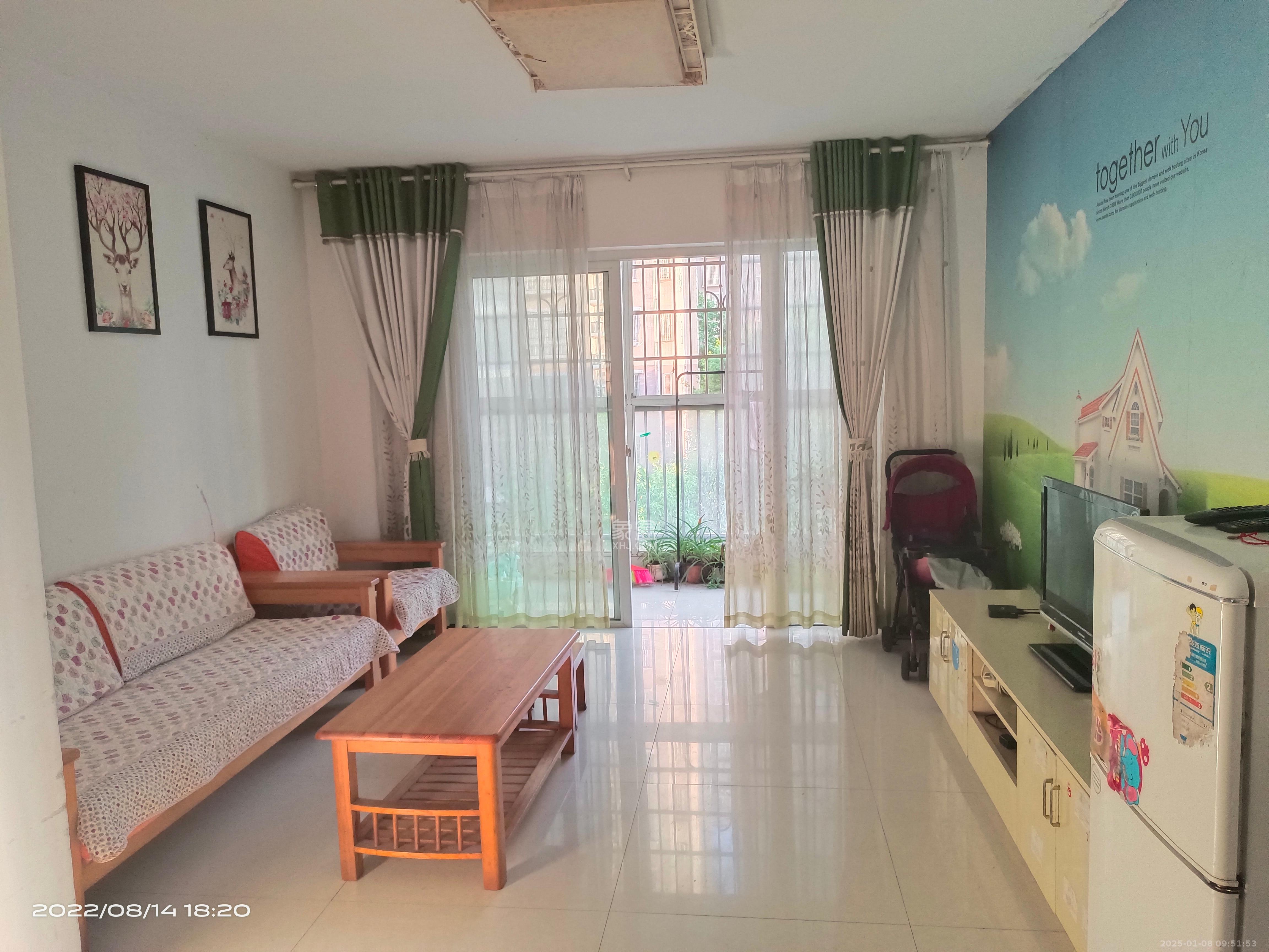 东业苹果社区 3室2厅1卫 1600.0元/月 东业苹果社区 3室2厅1卫 1600.0元/月室内图