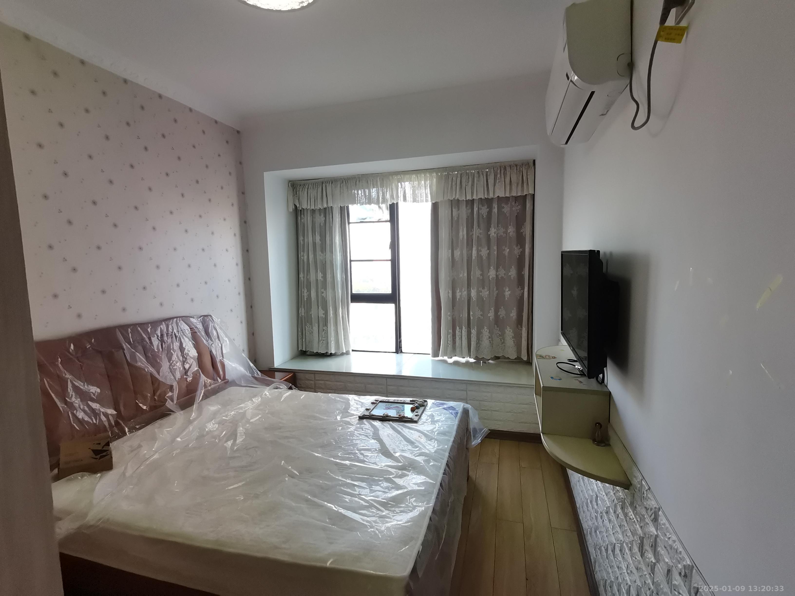 佳兆业金域天下二期 4室2厅1卫 2100.0元/月 佳兆业金域天下二期 4室2厅1卫 2100.0元/月室内图